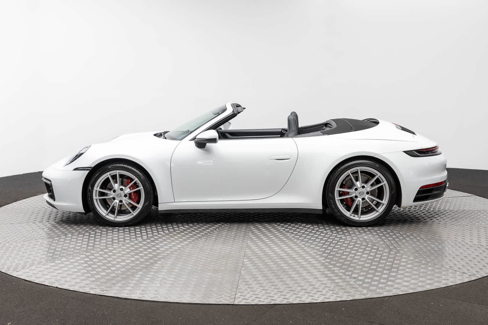 Thumbnail: 2020 Porsche 911 - 3