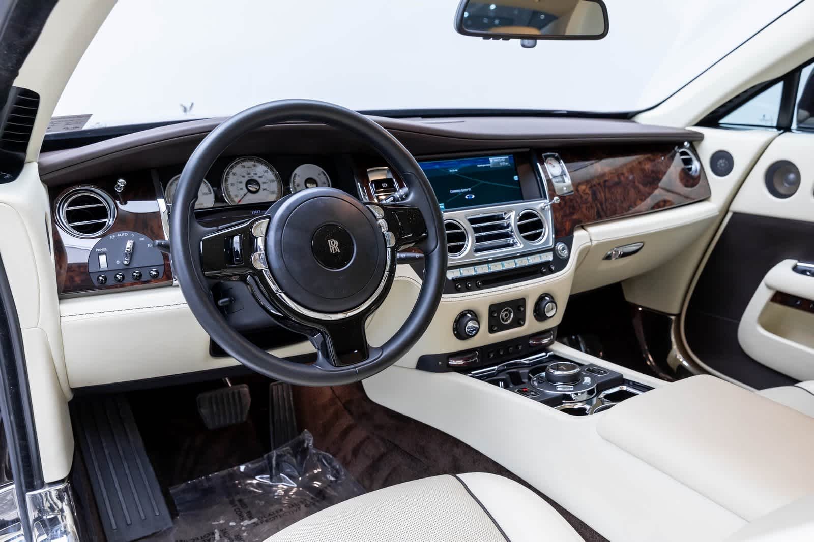 Thumbnail: 2016 Rolls-Royce Wraith - 2