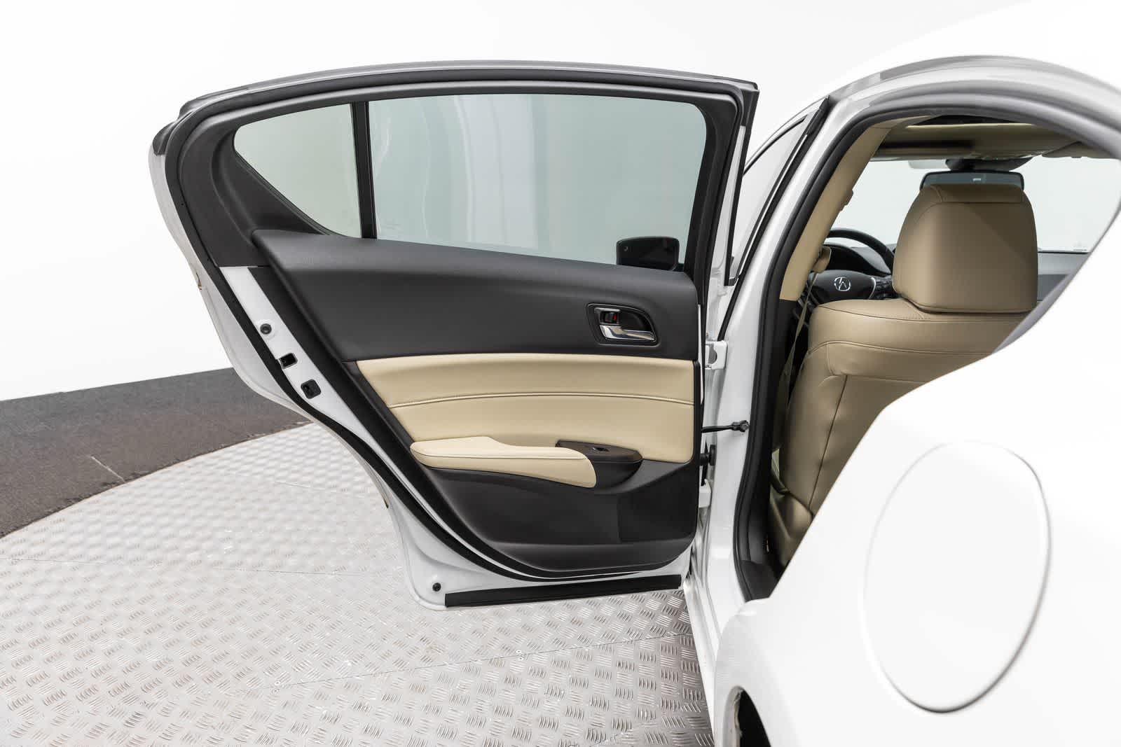 Thumbnail: 2018 Acura ILX - 38