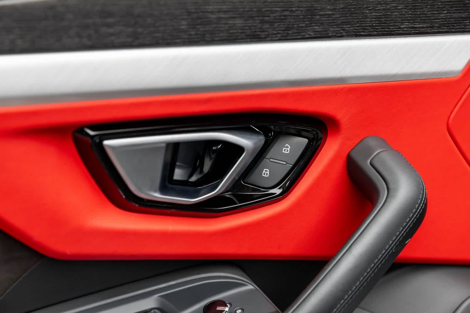 Thumbnail: 2022 Lamborghini Urus - 23