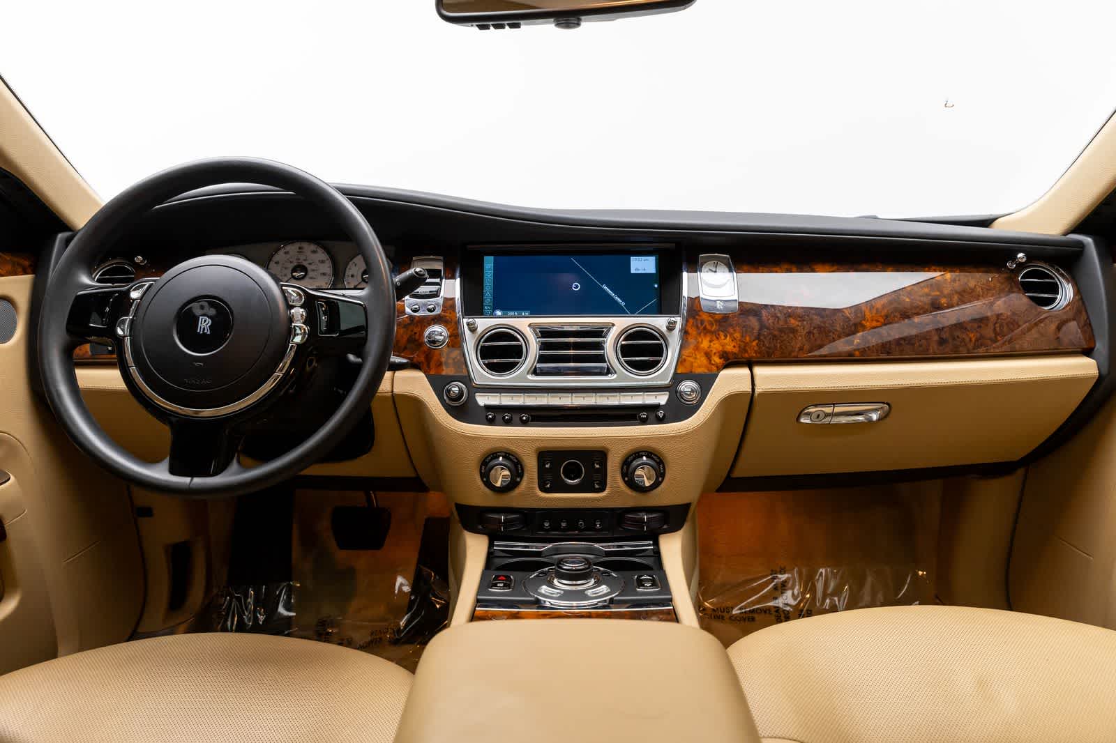 Thumbnail: 2011 Rolls-Royce Ghost - 46