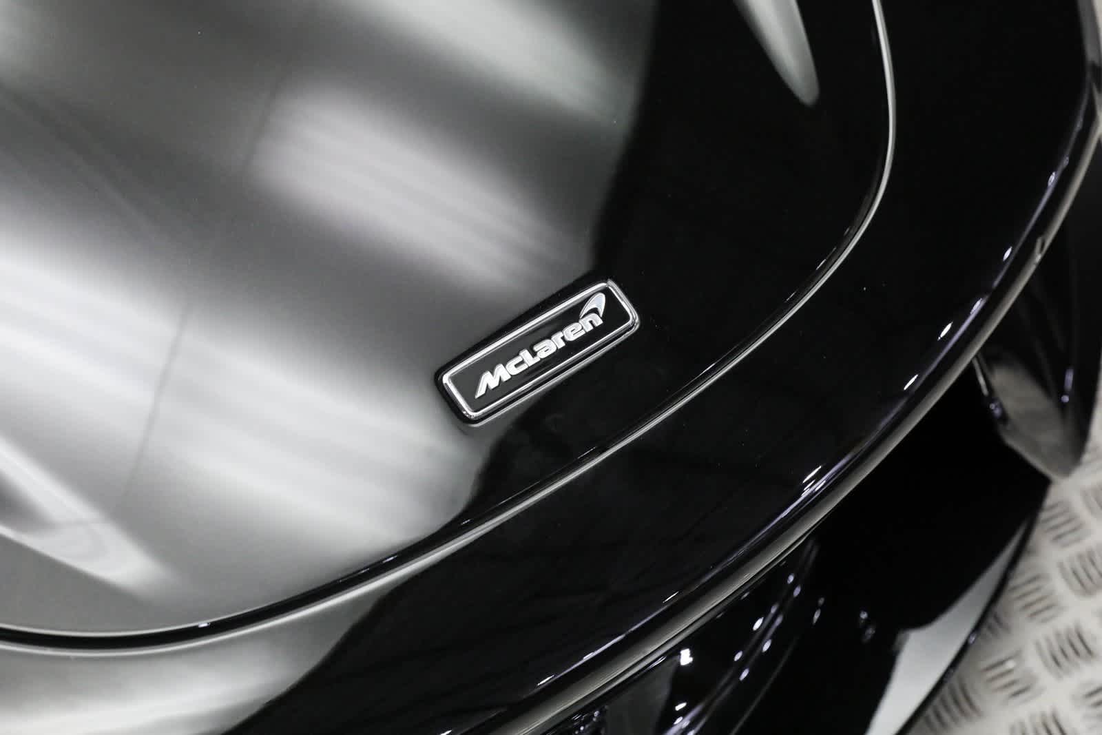 Thumbnail: 2021 Mclaren  - 45
