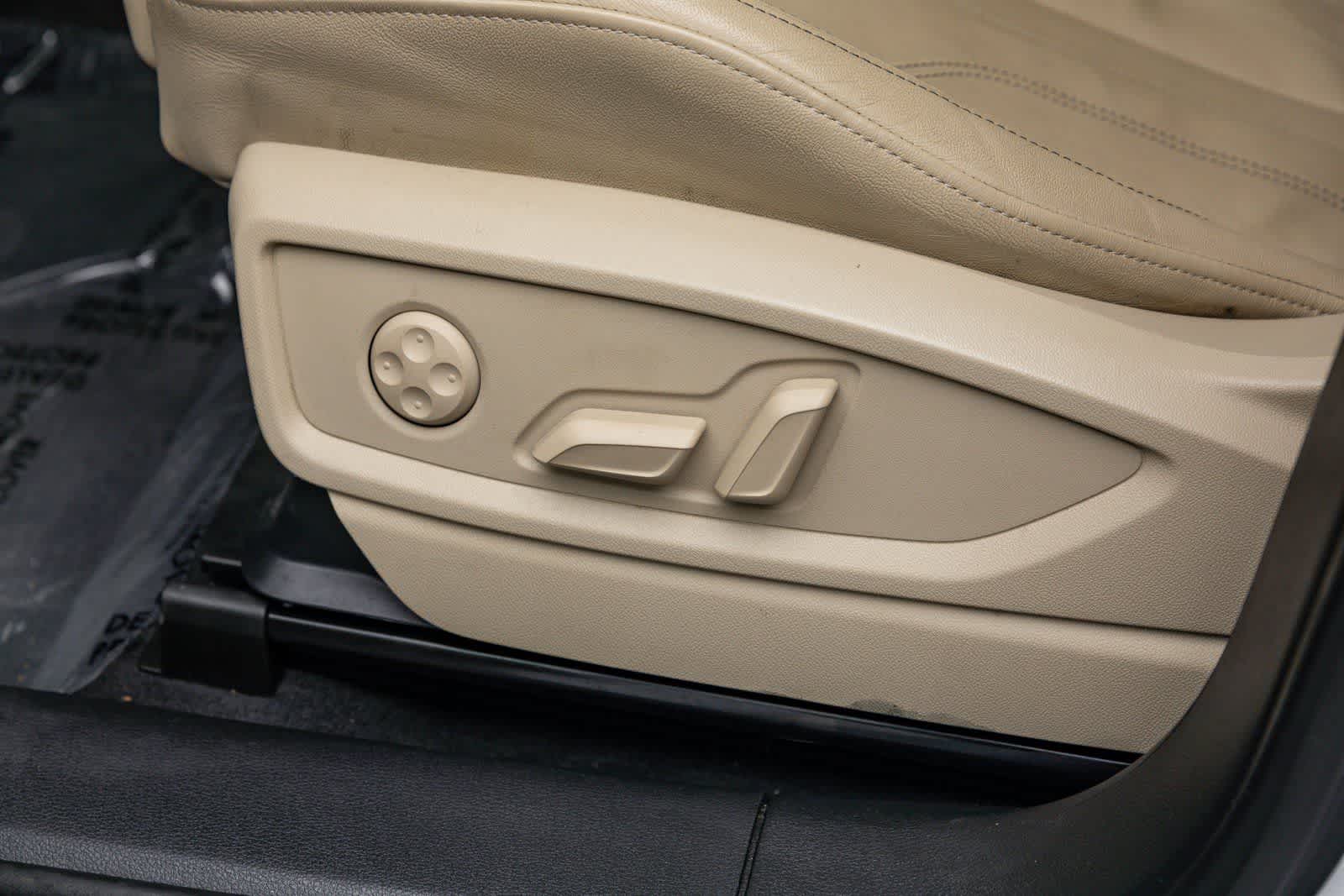 Thumbnail: 2024 Audi Q5 - 27