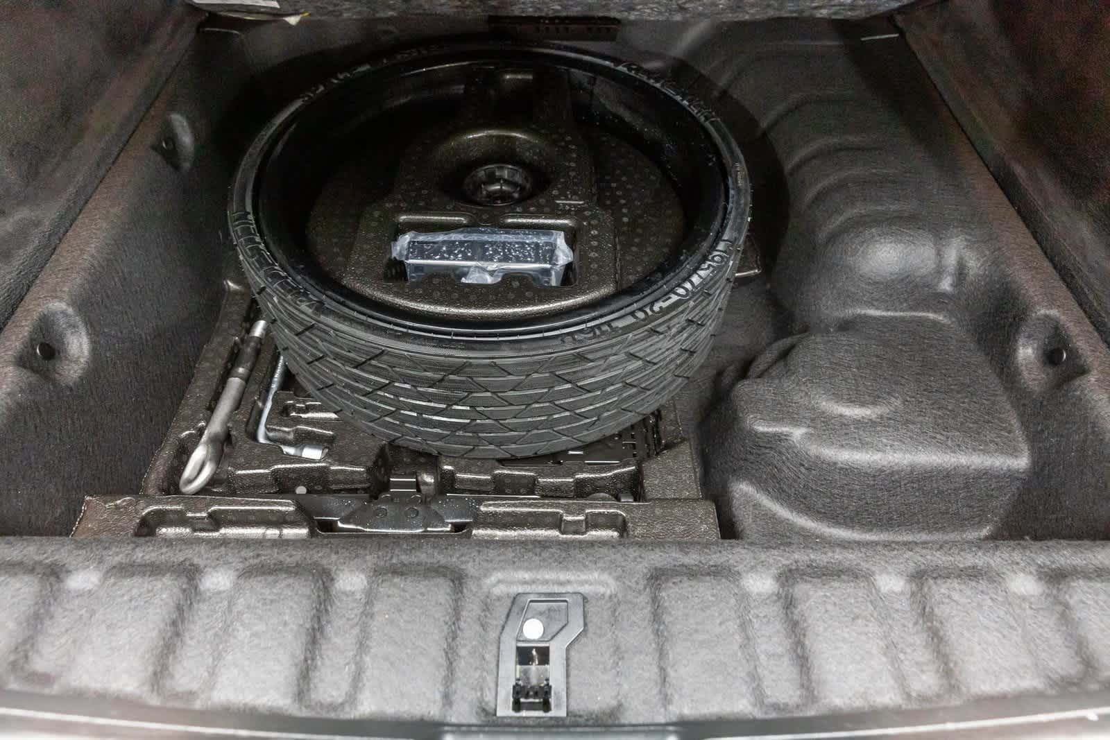 Thumbnail: 2023 Mercedes-Benz GL-Class - 45