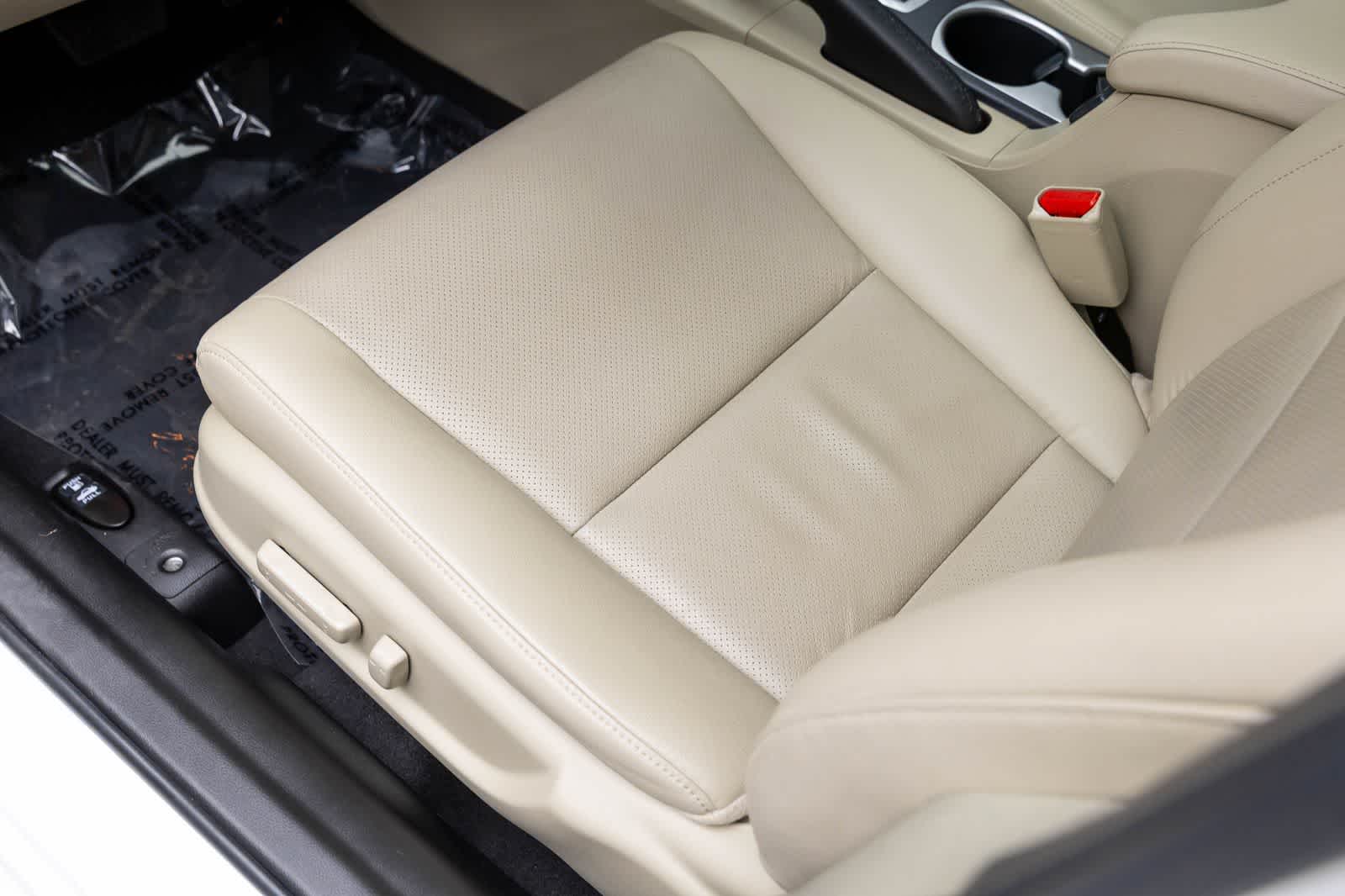 Thumbnail: 2018 Acura ILX - 28