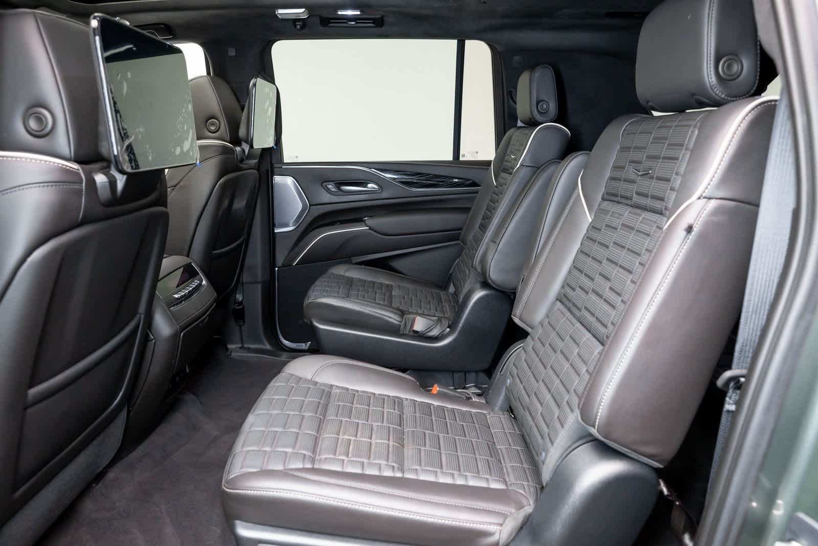 Thumbnail: 2023 Cadillac Escalade - 12