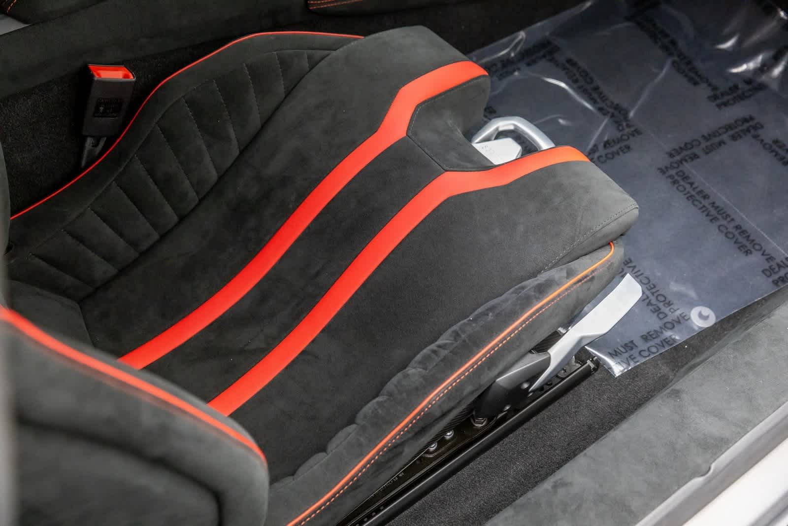 Thumbnail: 2022 Lamborghini Huracan - 40