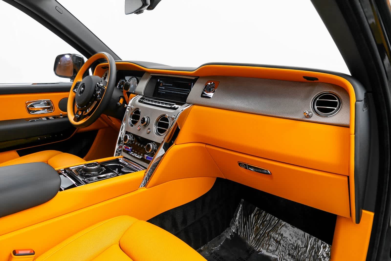 Thumbnail: 2024 Rolls-Royce Cullinan - 41