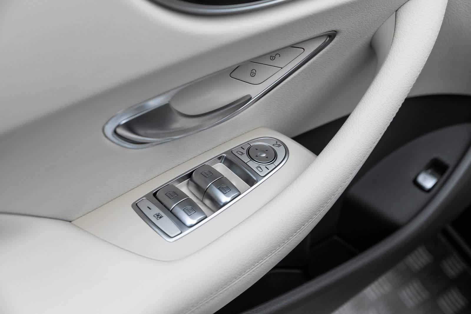 2022 Mercedes-Benz E-Class E 450 25