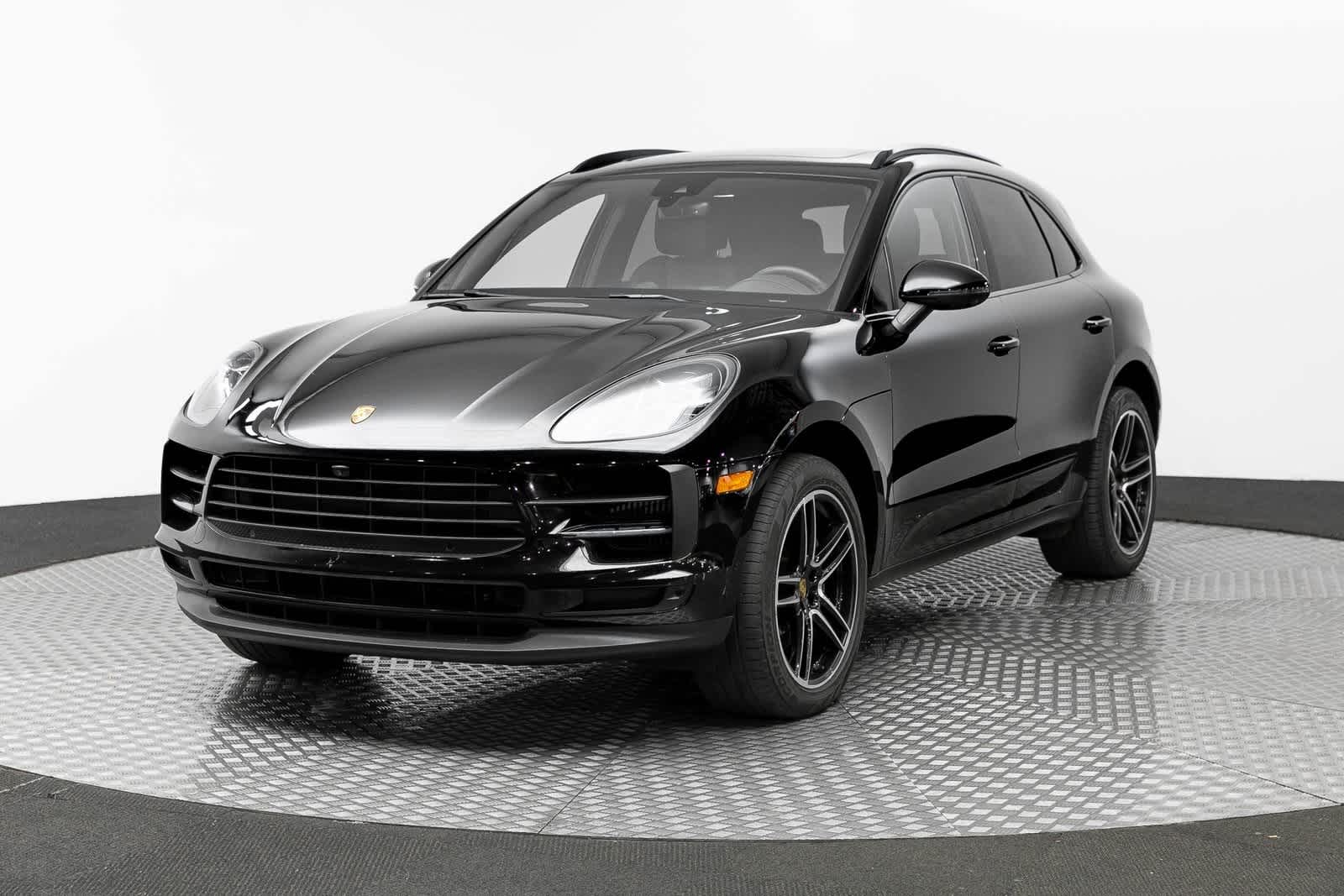2021 Porsche Macan S -
                  Sterling, VA