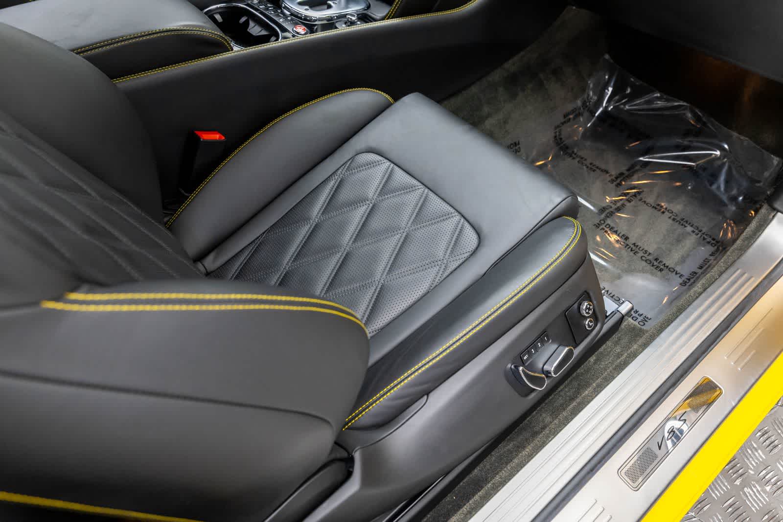 Thumbnail: 2014 Bentley Continental - 45