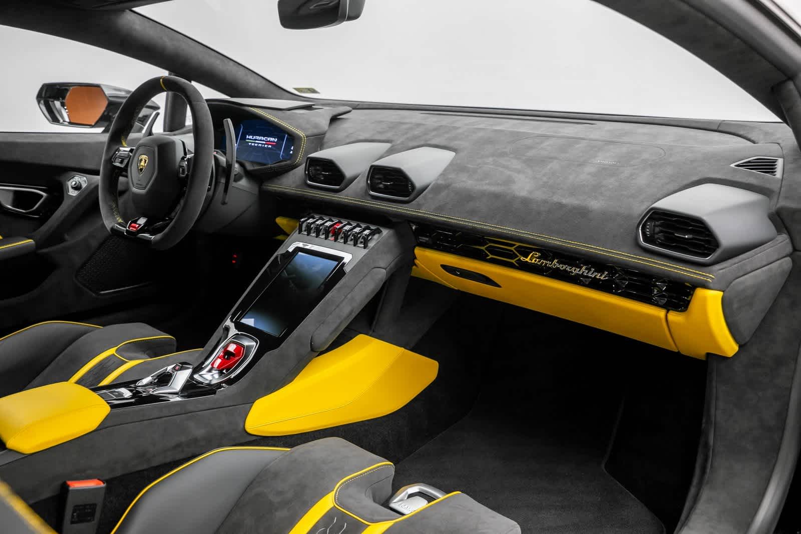 Thumbnail: 2024 Lamborghini Huracan - 37