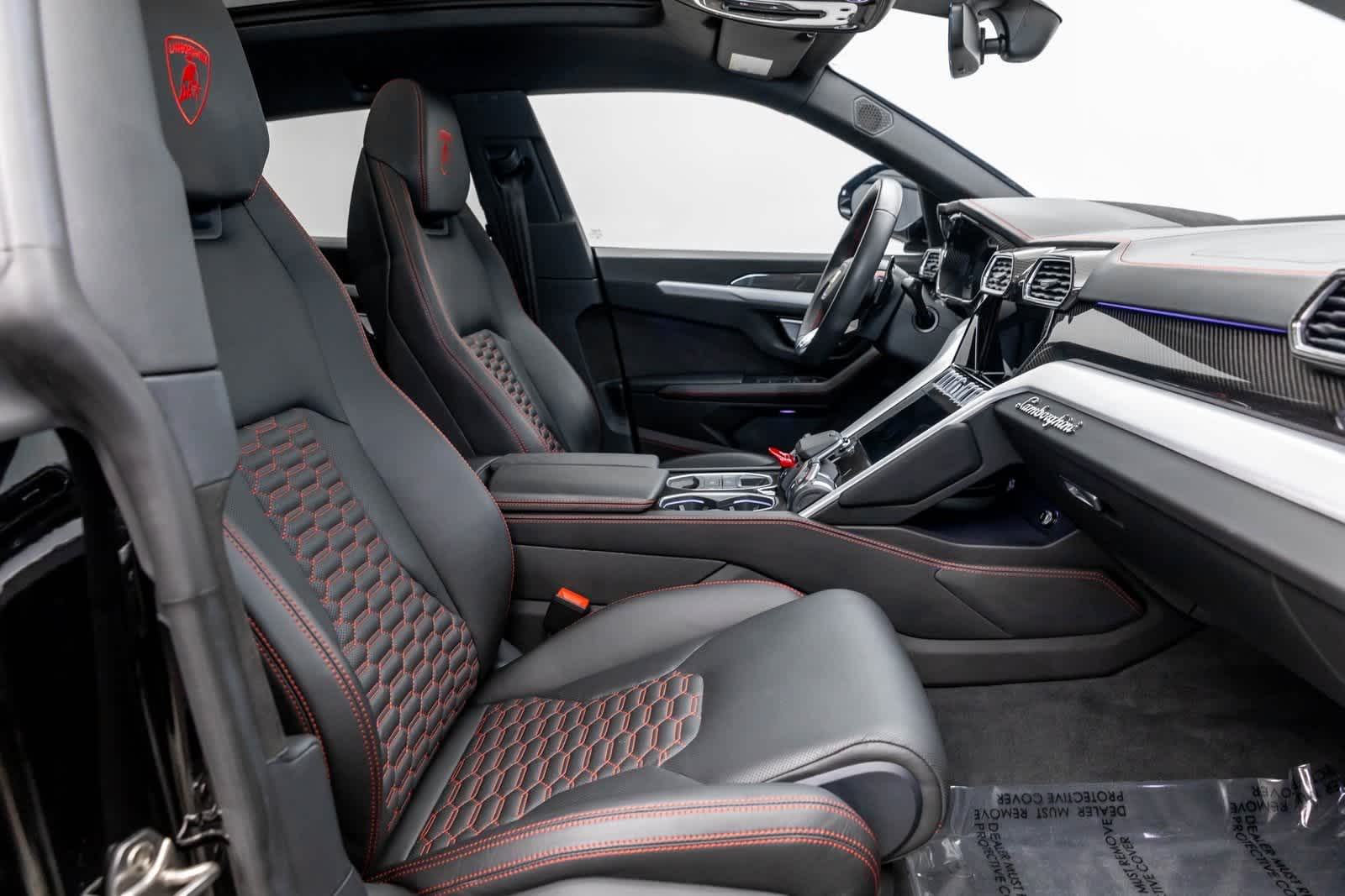 Thumbnail: 2020 Lamborghini Urus - 13