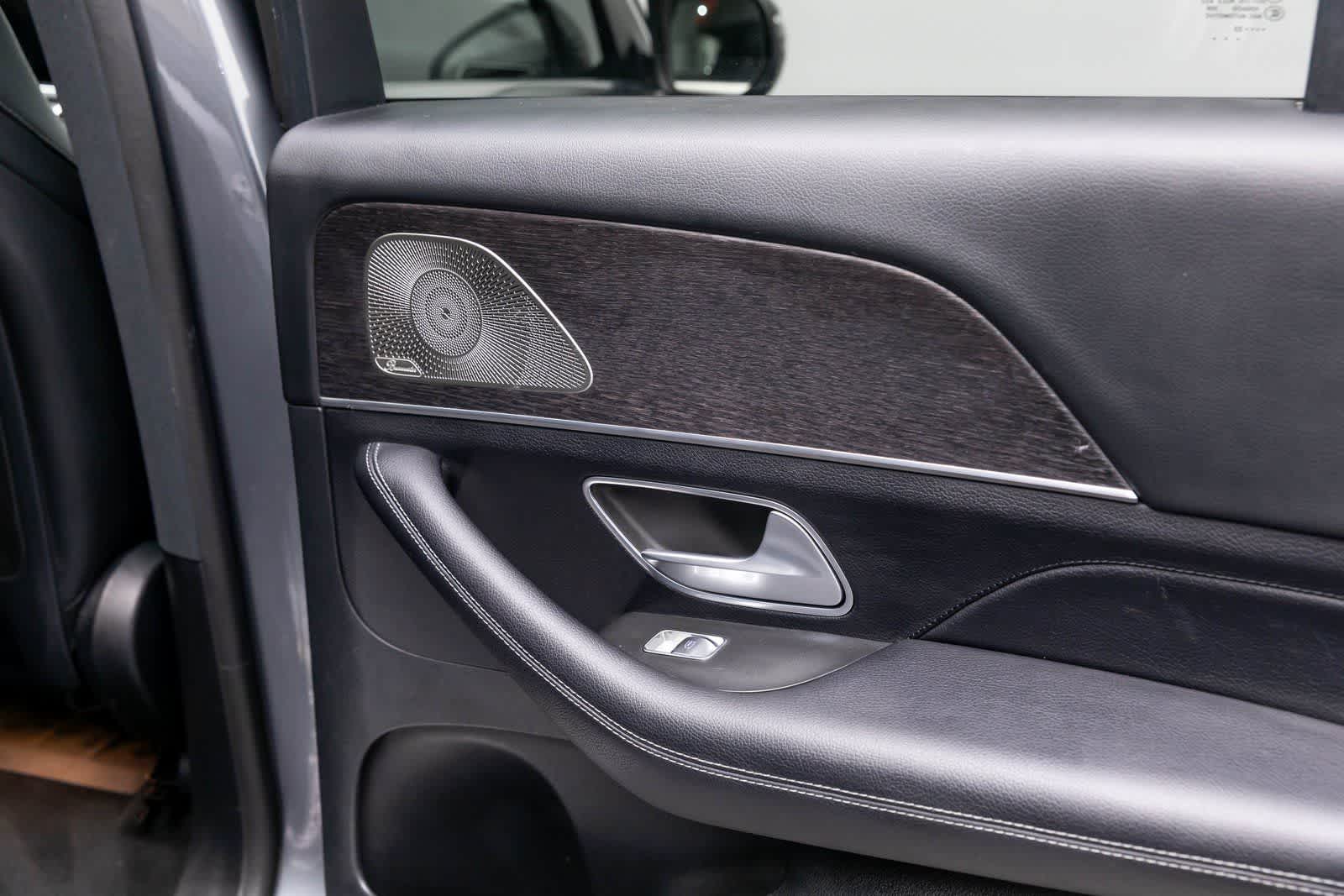 Thumbnail: 2022 Mercedes-Benz GLE - 38