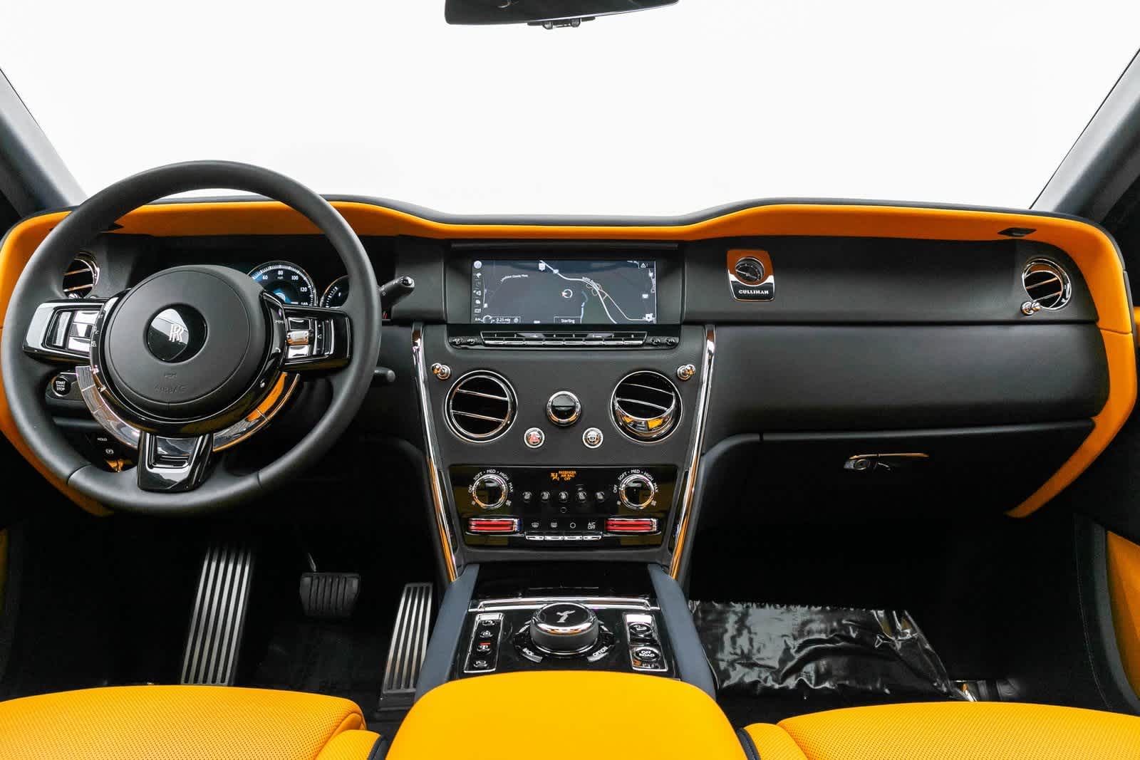 Thumbnail: 2024 Rolls-Royce Cullinan - 4
