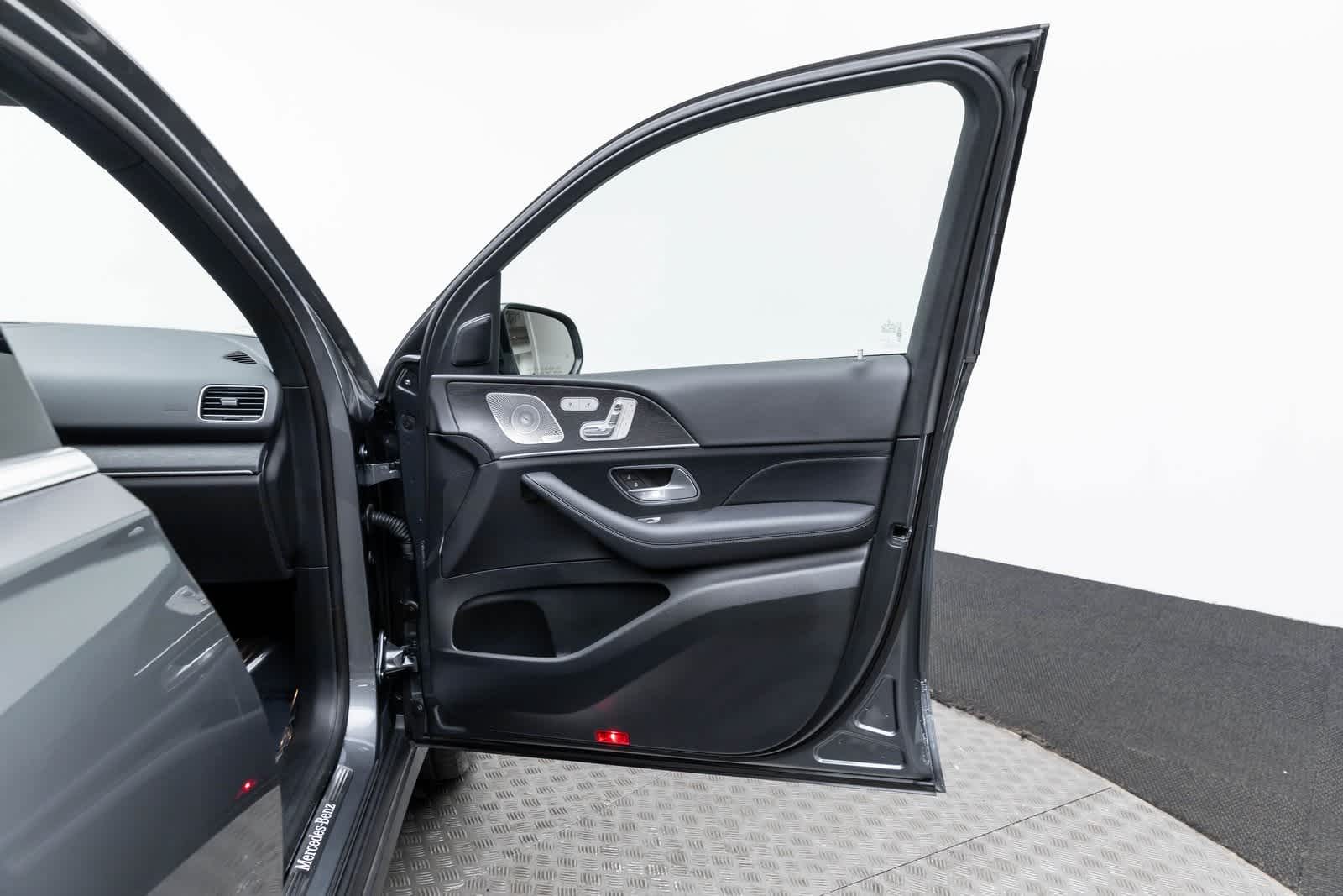 Thumbnail: 2025 Mercedes-Benz GLE - 43