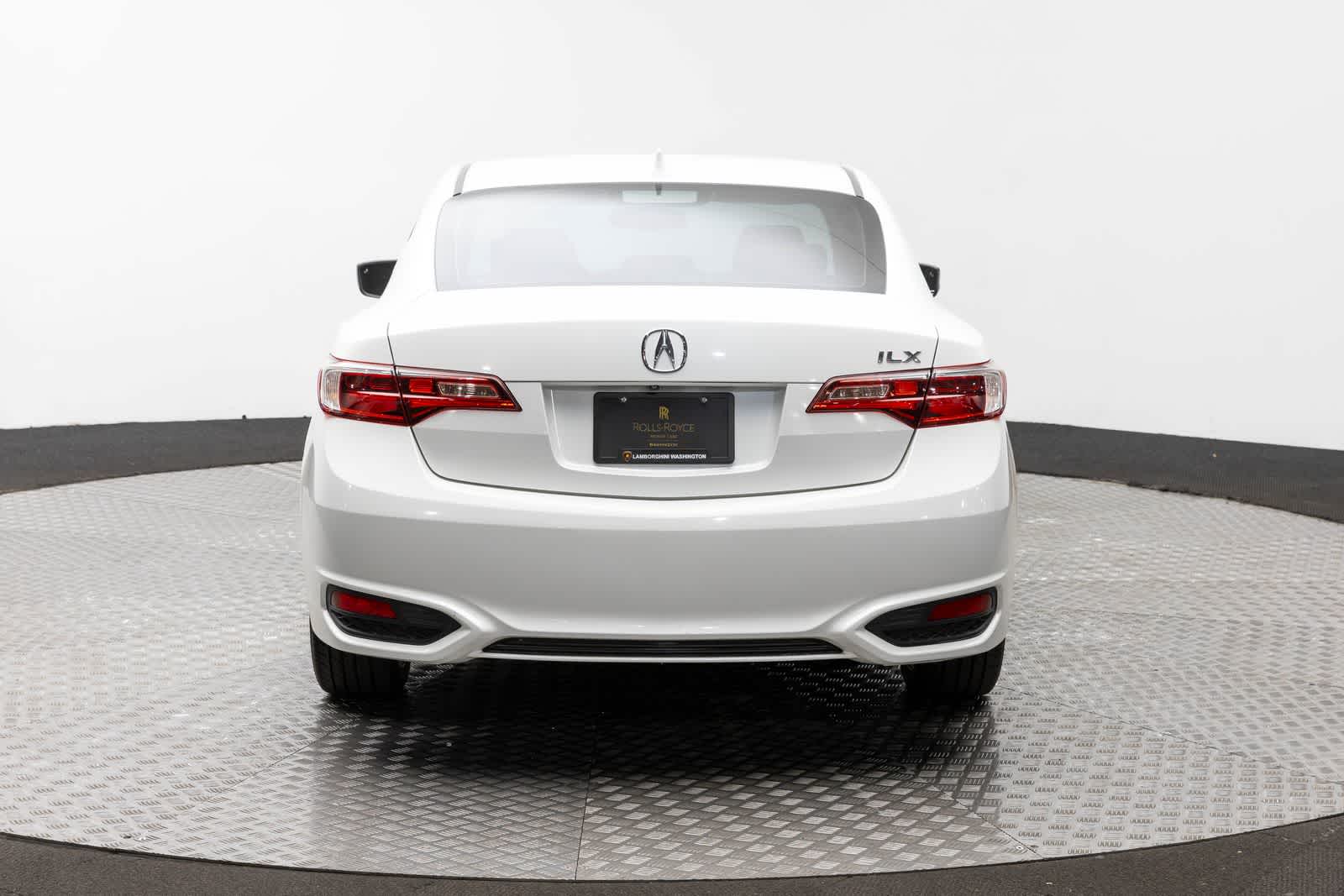 Thumbnail: 2018 Acura ILX - 5