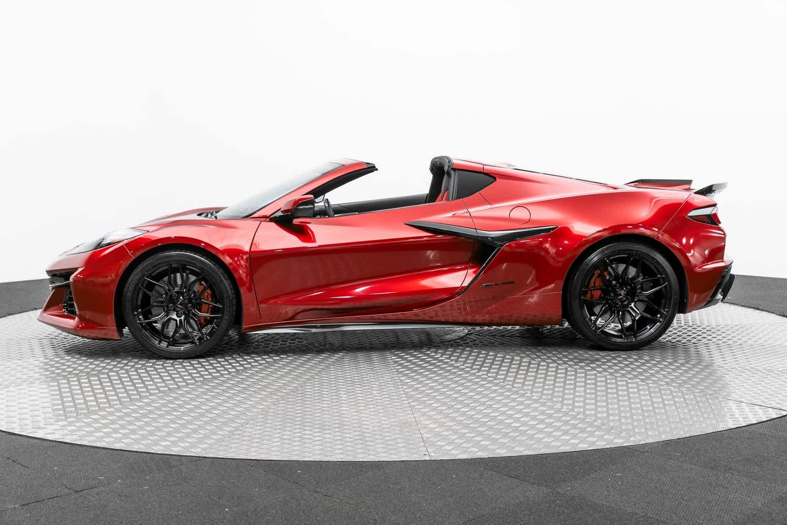 Thumbnail: 2023 Chevrolet Corvette - 3