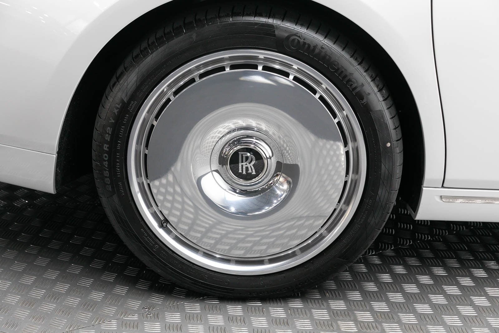 Thumbnail: 2024 Rolls-Royce Phantom - 37