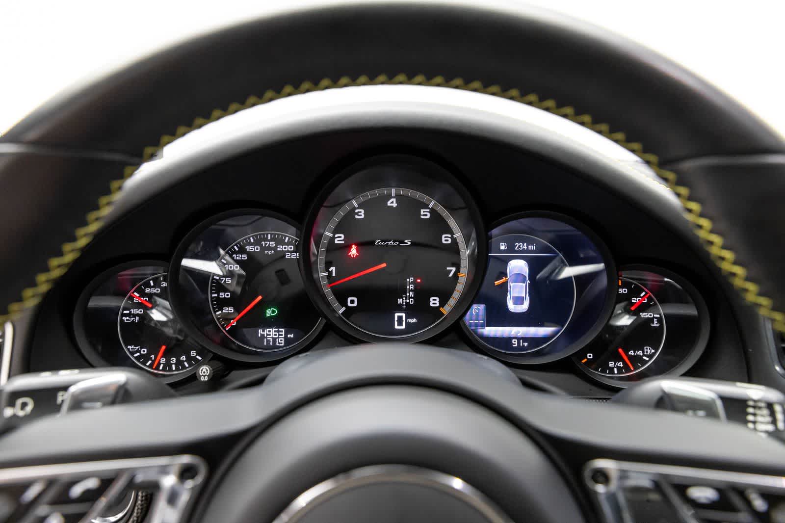 Thumbnail: 2019 Porsche 911 - 21