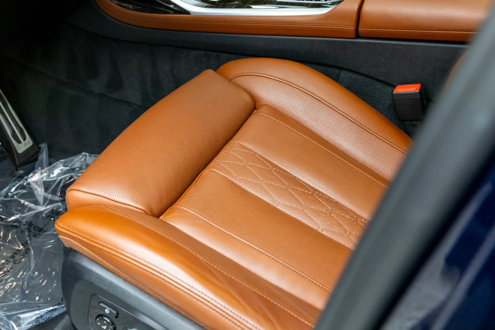 Thumbnail: 2023 BMW X7 - 35