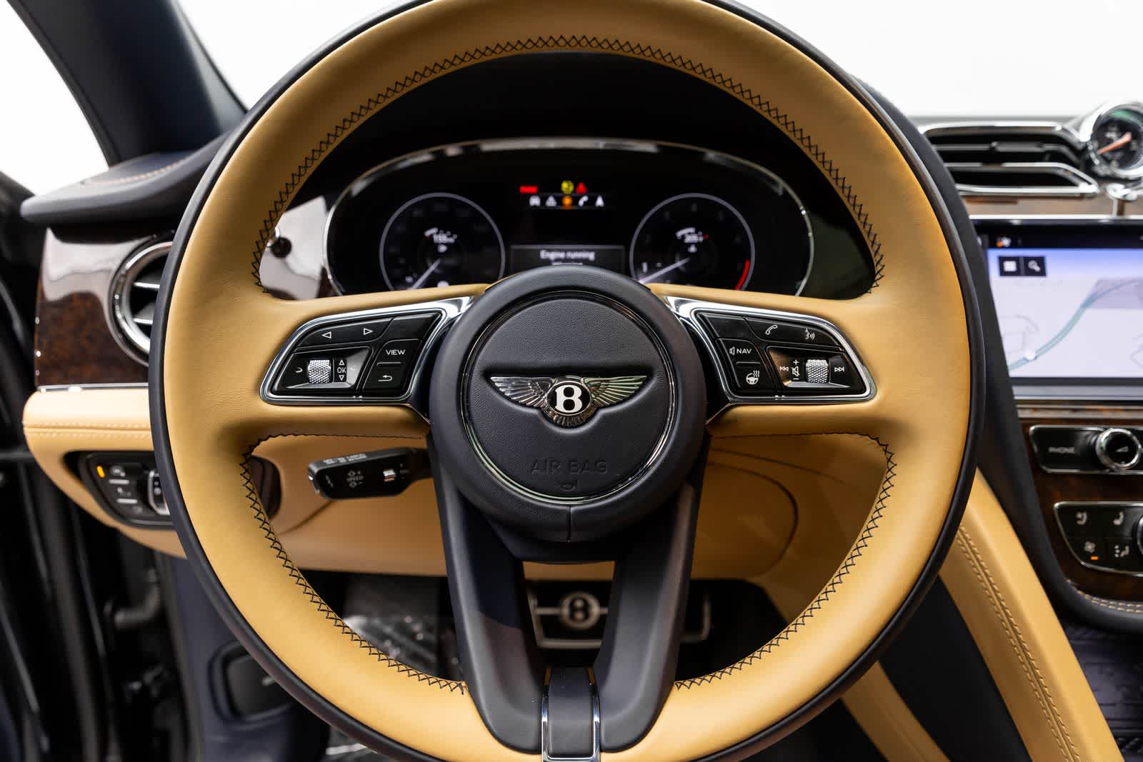 Thumbnail: 2021 Bentley Bentayga - 18
