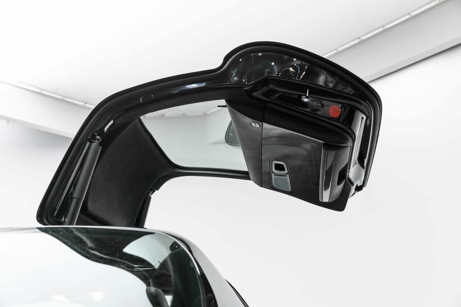 Thumbnail: 2012 Mercedes-Benz SLS AMG - 36