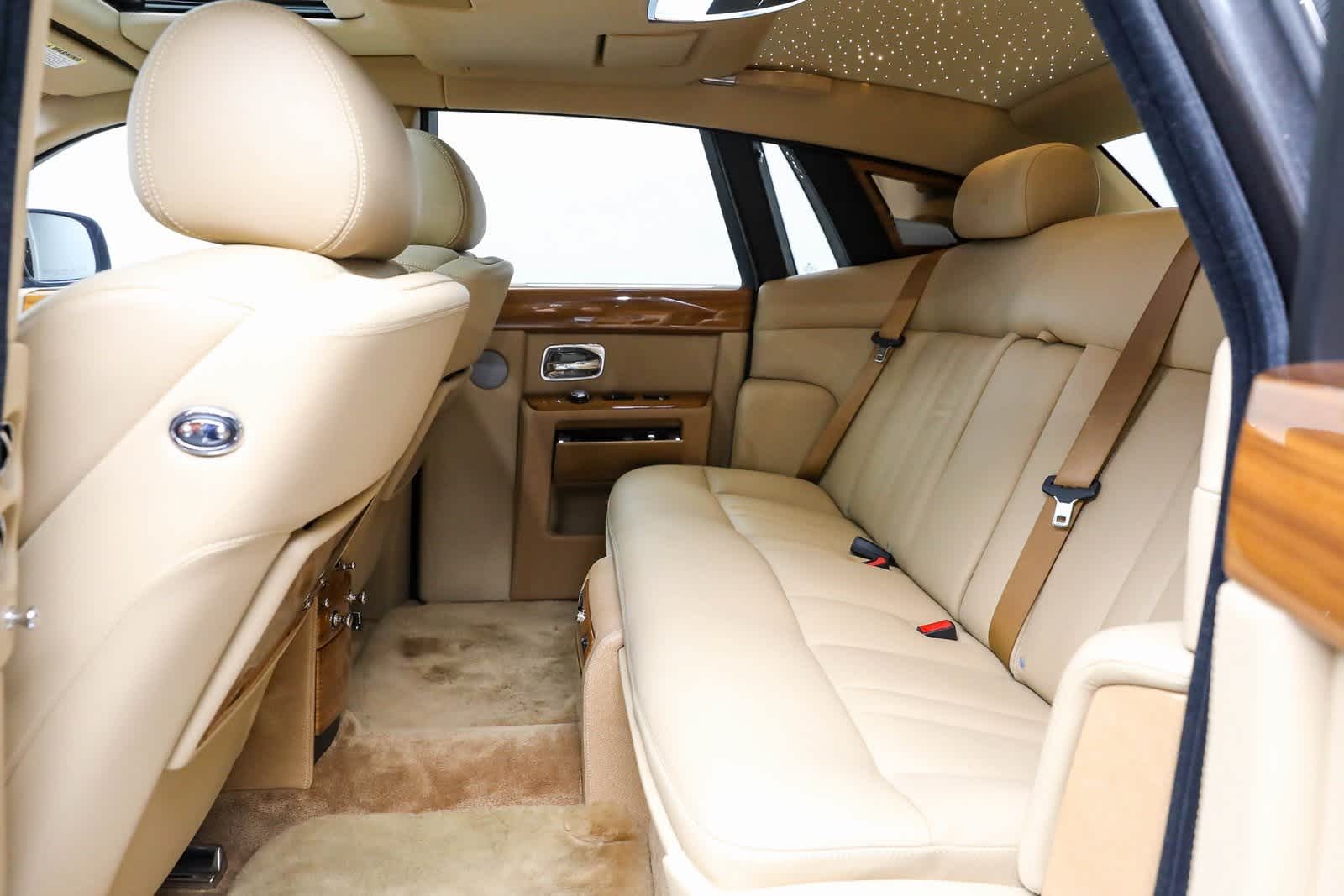 Thumbnail: 2015 Rolls-Royce Phantom - 8