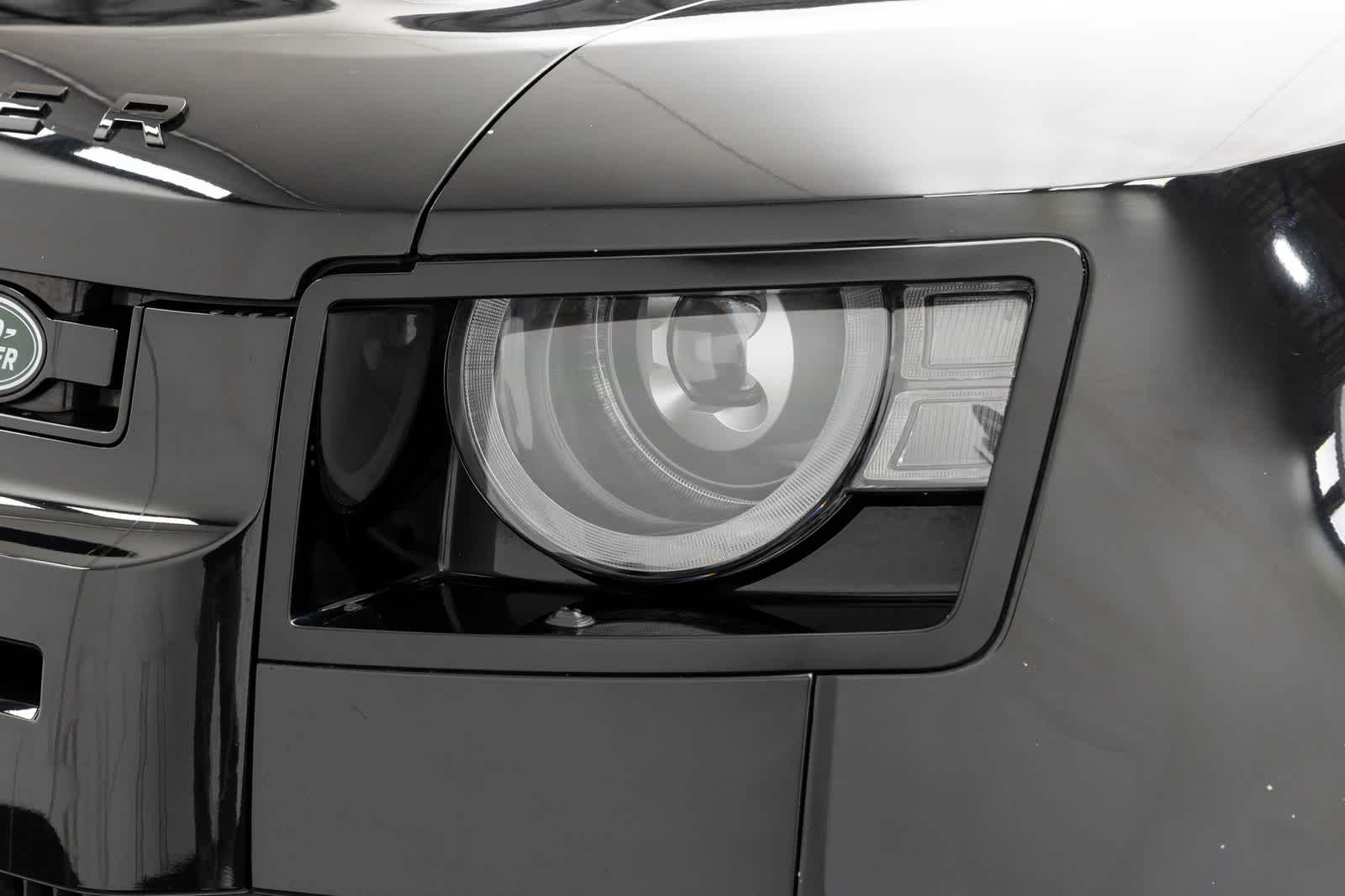 Thumbnail: 2025 Land Rover Defender - 48