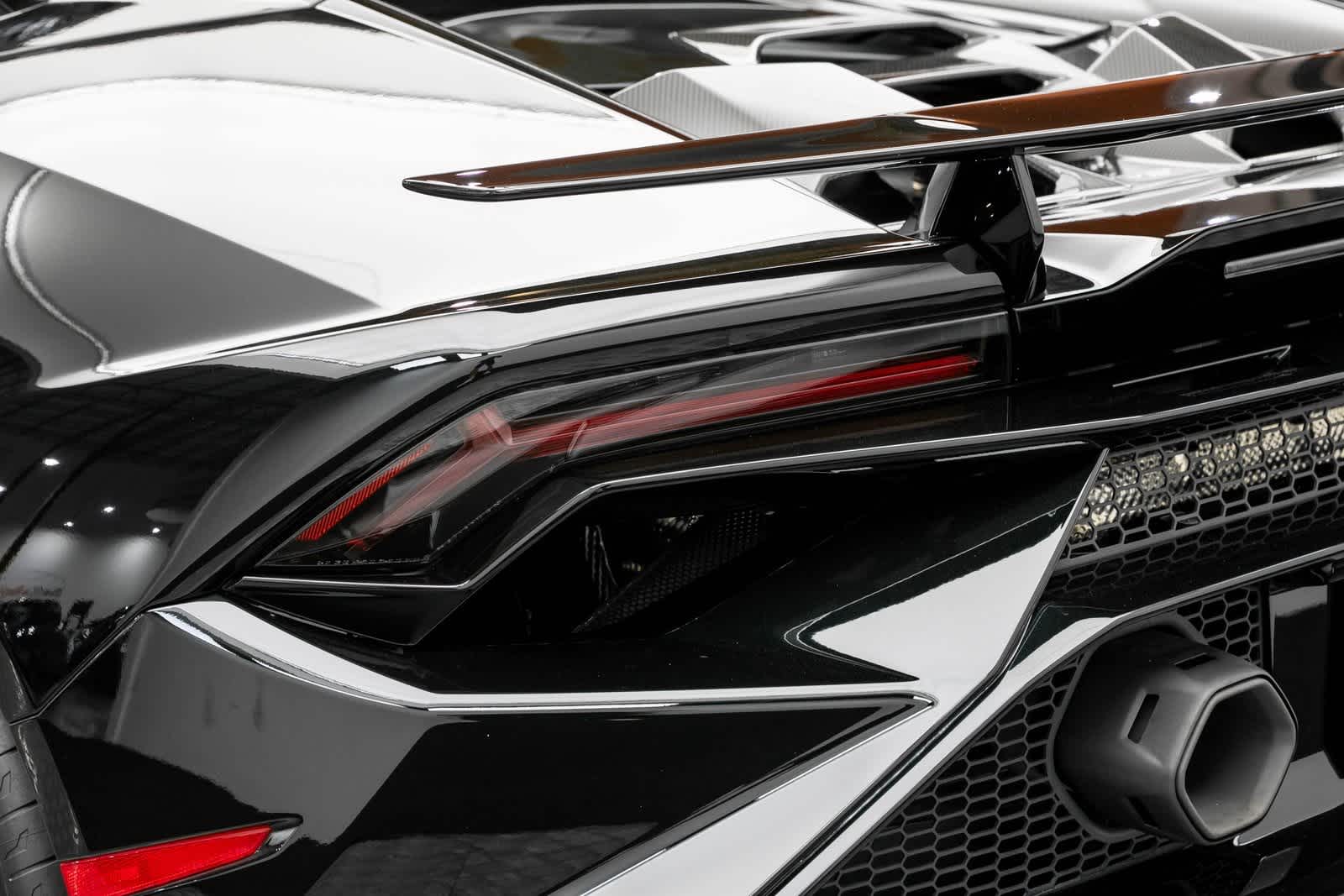Thumbnail: 2024 Lamborghini Huracan - 48