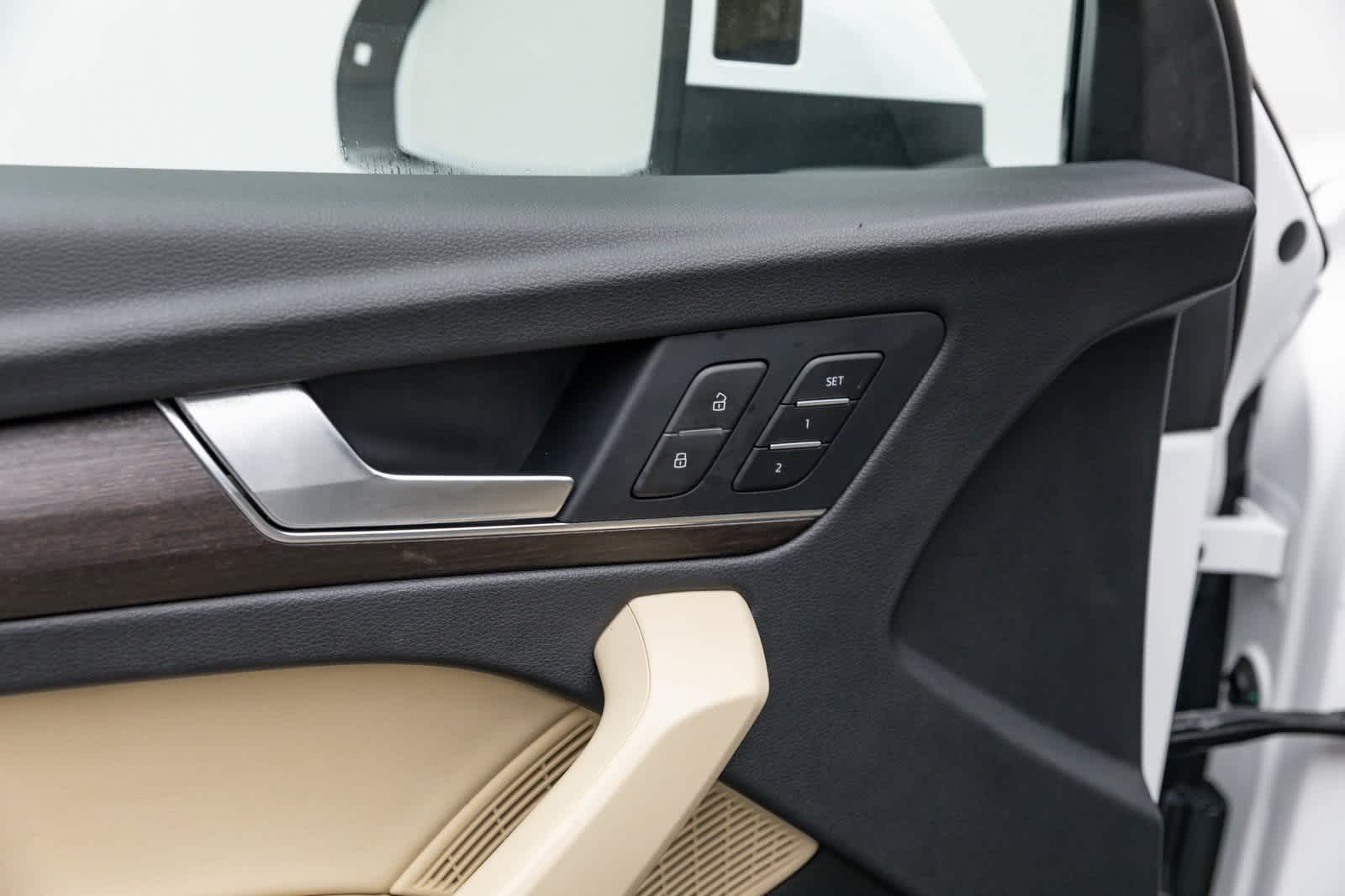 Thumbnail: 2024 Audi Q5 - 23