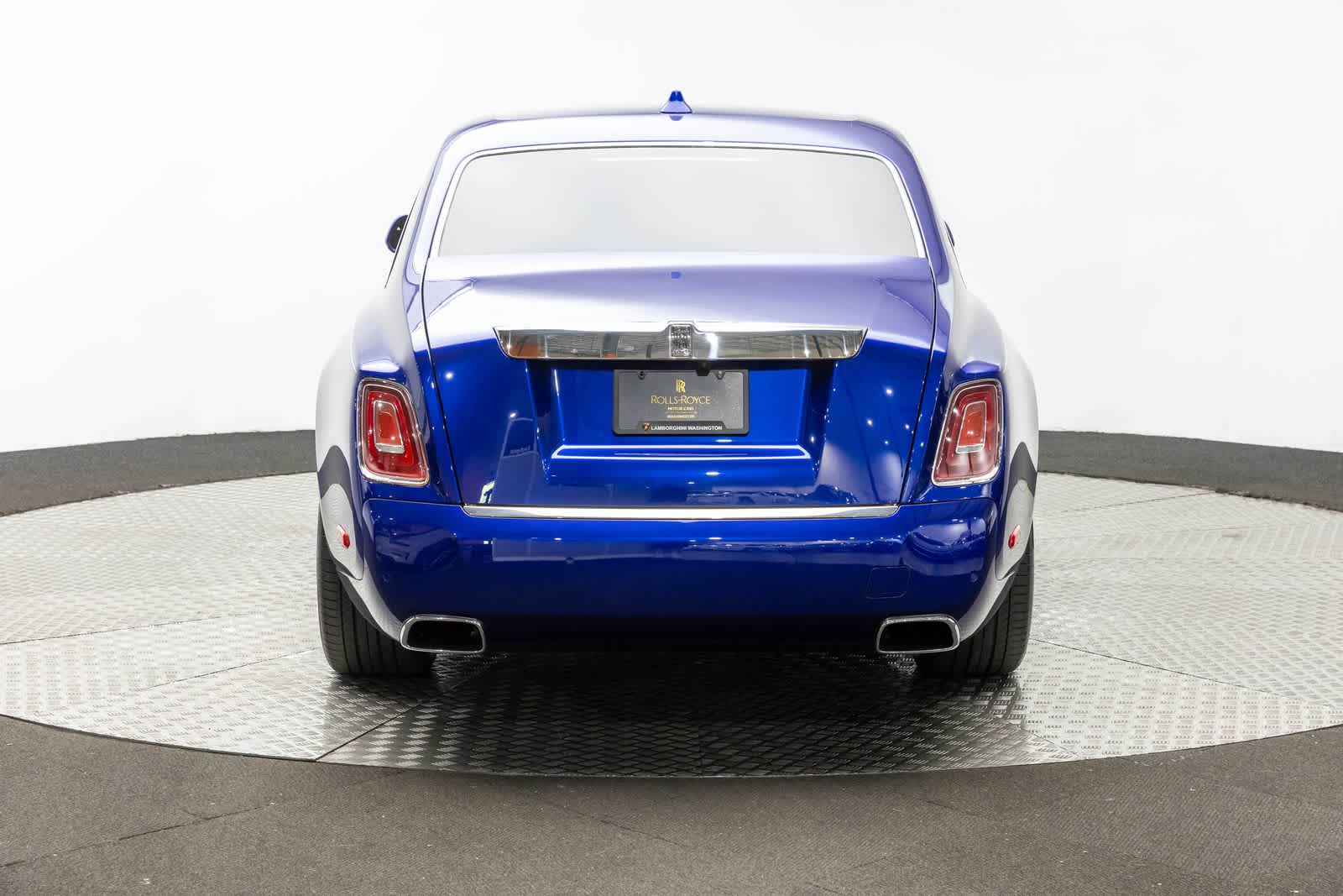 Thumbnail: 2023 Rolls-Royce Phantom - 5