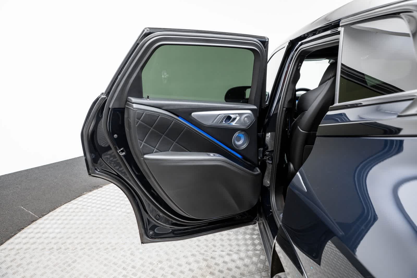 Thumbnail: 2024 BMW XM - 42