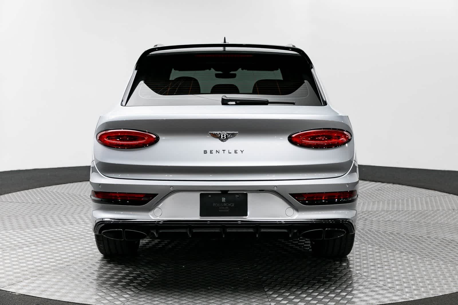 Thumbnail: 2022 Bentley Bentayga - 5