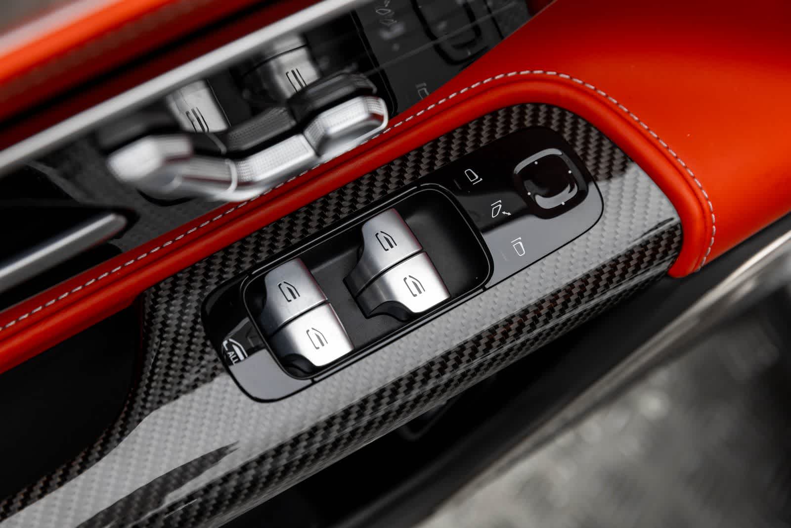 Thumbnail: 2022 Mercedes-Benz SL-Class - 26