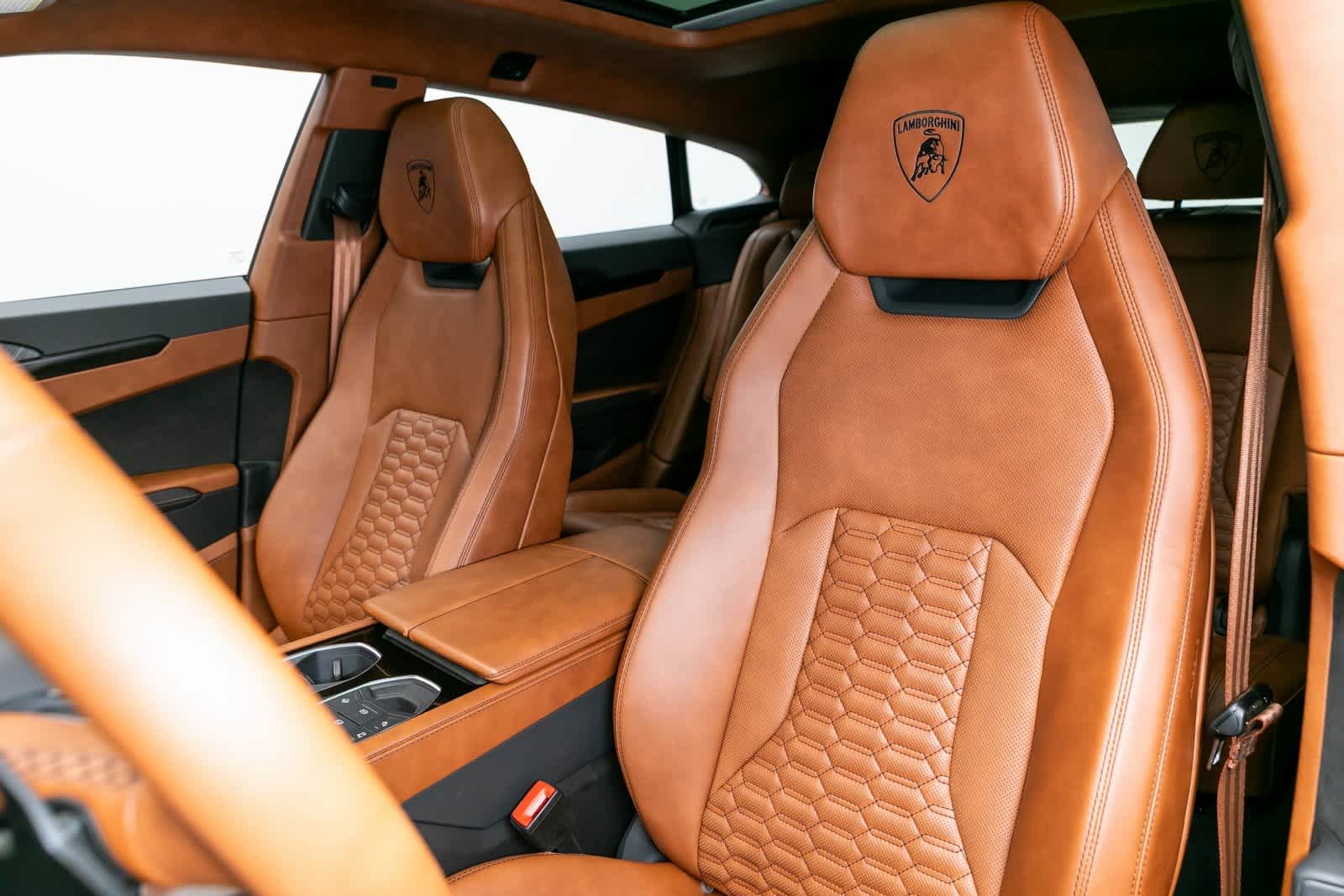 Thumbnail: 2022 Lamborghini Urus - 12