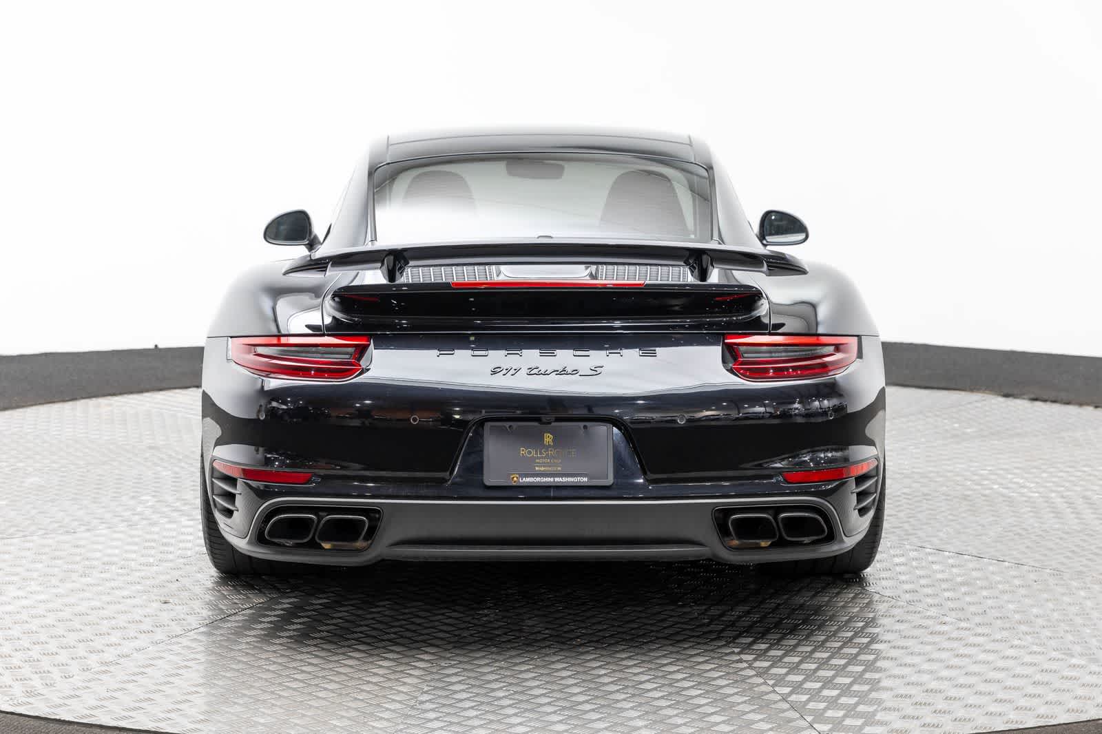 Thumbnail: 2019 Porsche 911 - 5