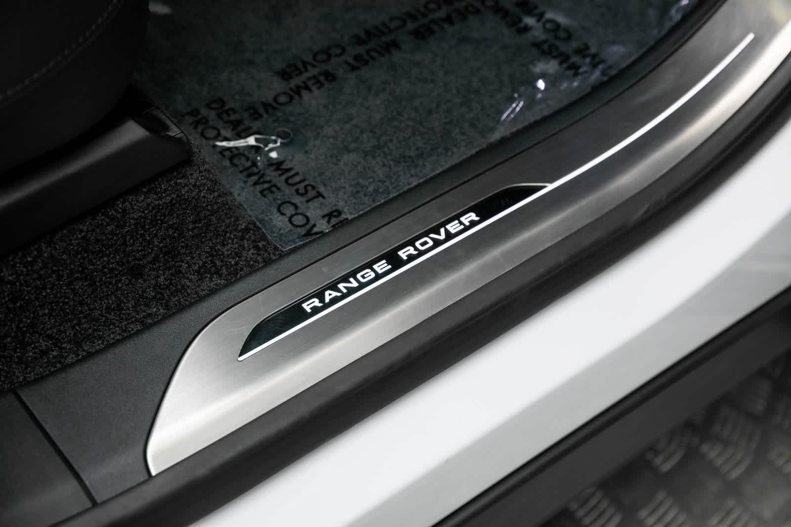 Thumbnail: 2025 Land Rover Range Rover - 48