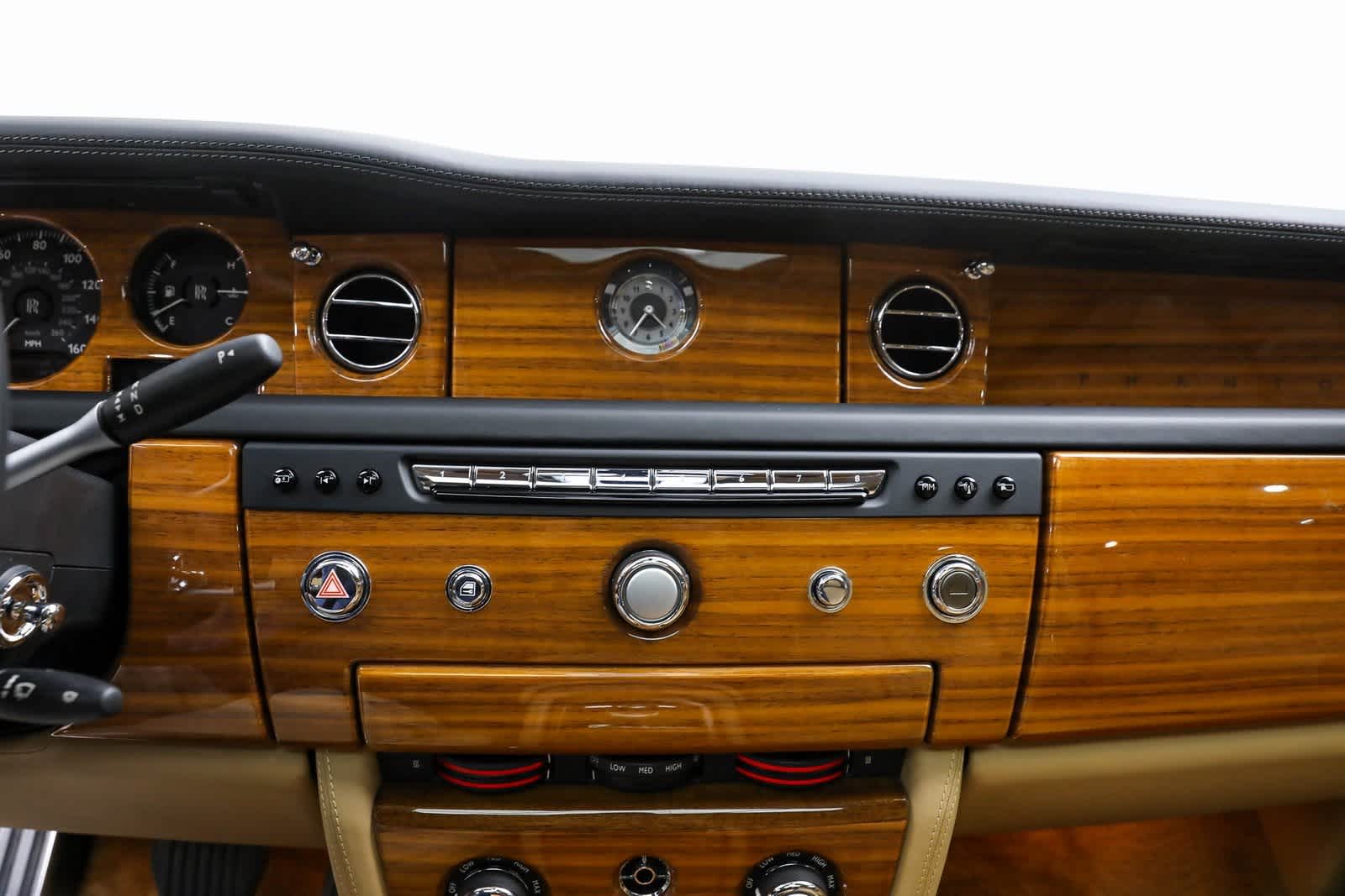 Thumbnail: 2015 Rolls-Royce Phantom - 3