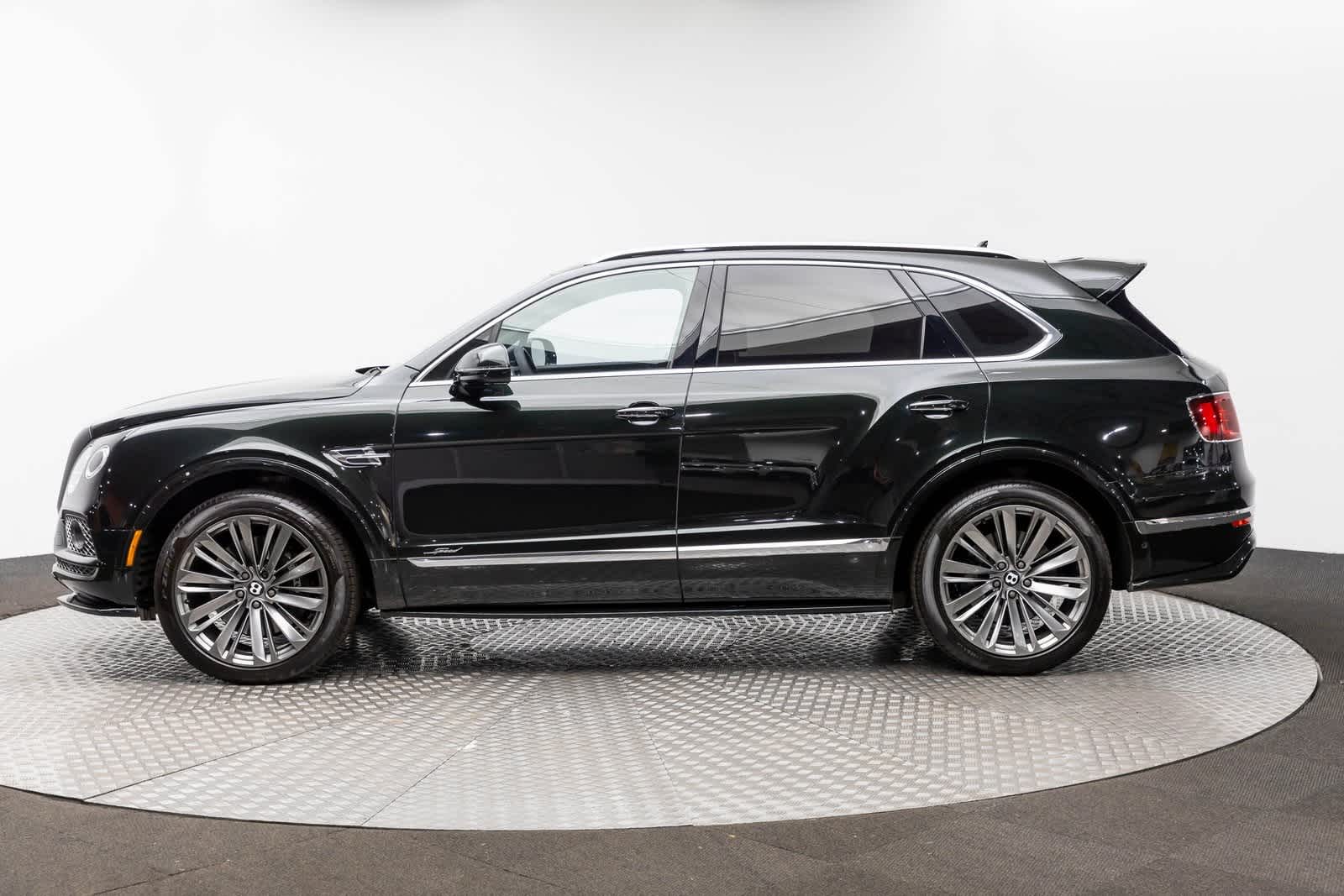 Thumbnail: 2020 Bentley Bentayga - 3