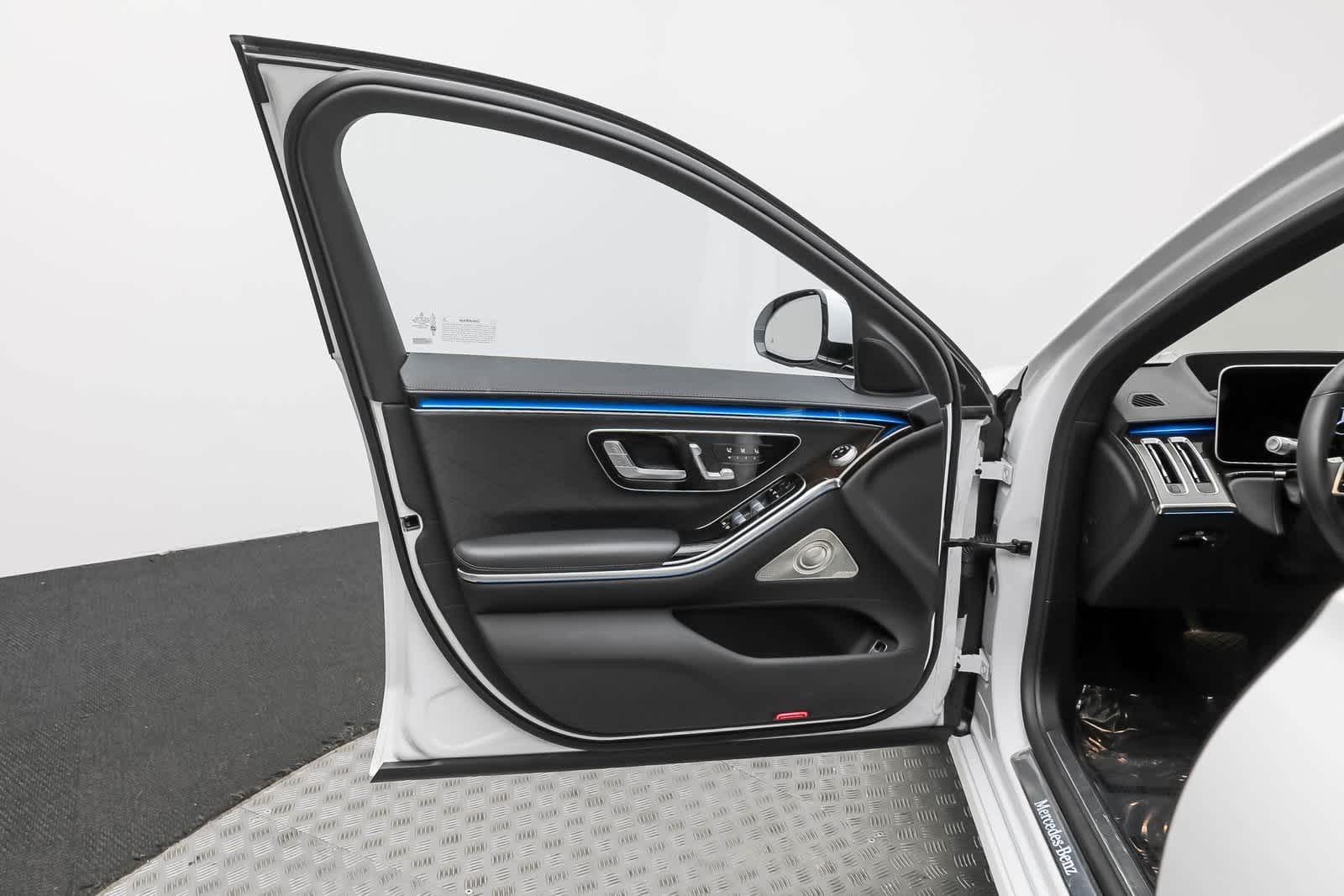 Thumbnail: 2024 Mercedes-Benz B-Class - 20