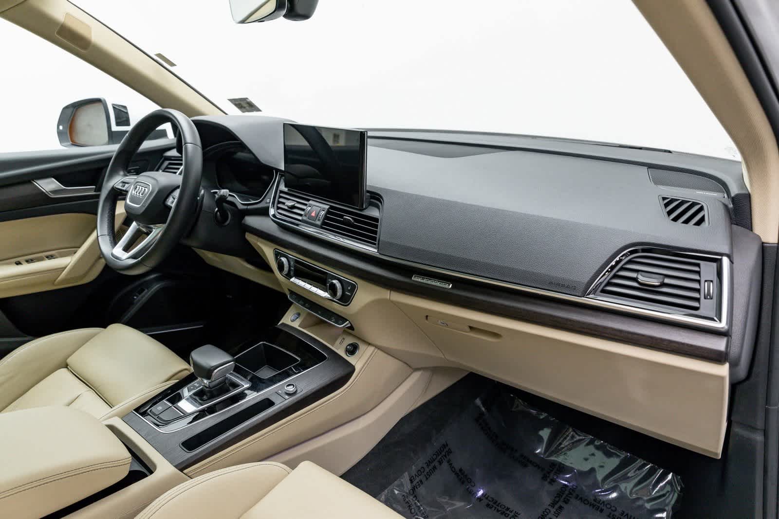 Thumbnail: 2024 Audi Q5 - 45