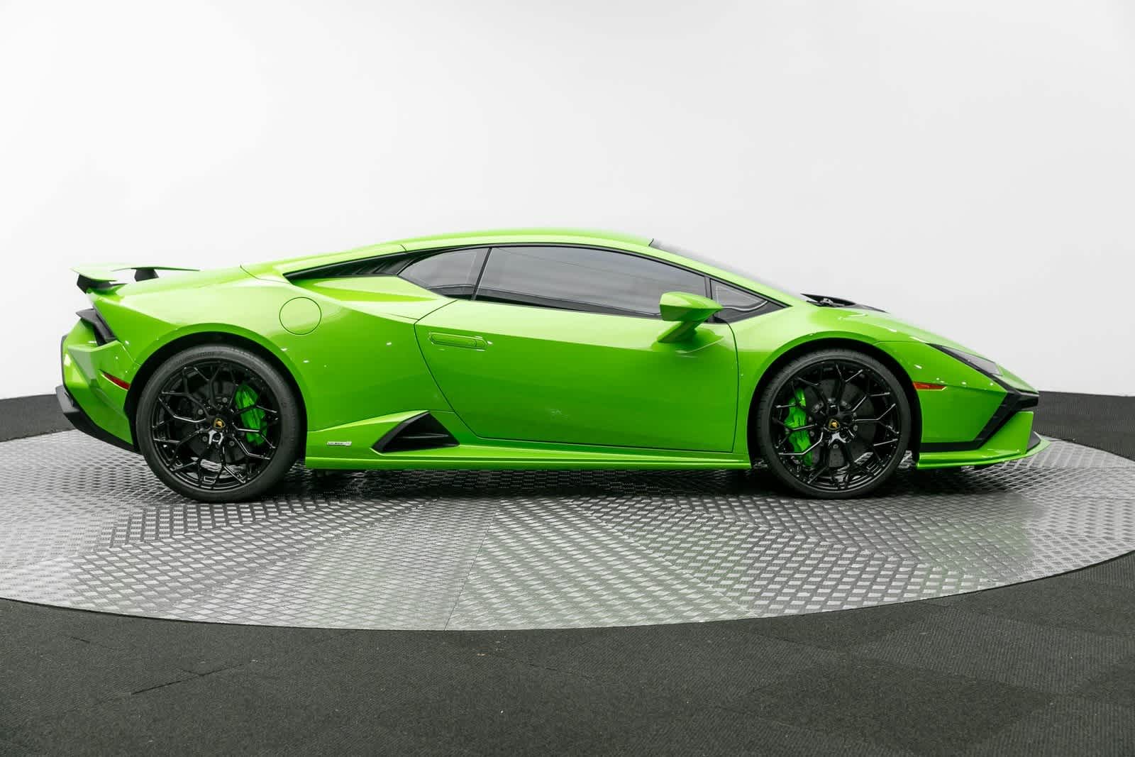 Thumbnail: 2023 Lamborghini Huracan - 44