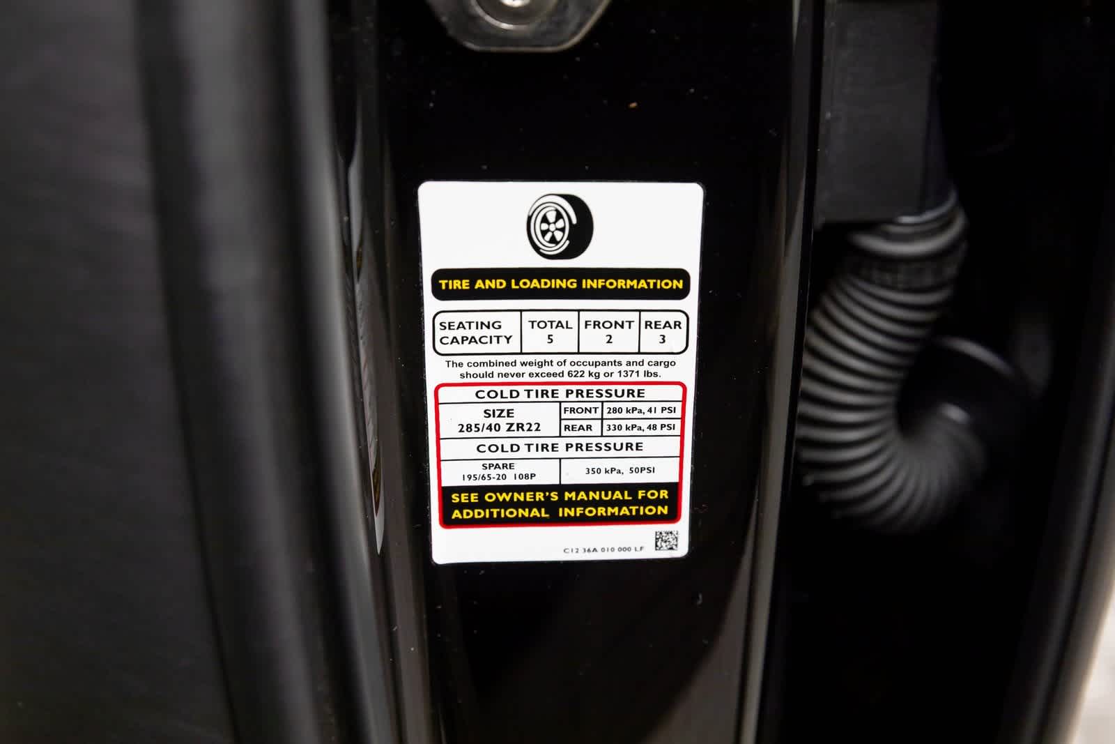 Thumbnail: 2020 Bentley Bentayga - 31