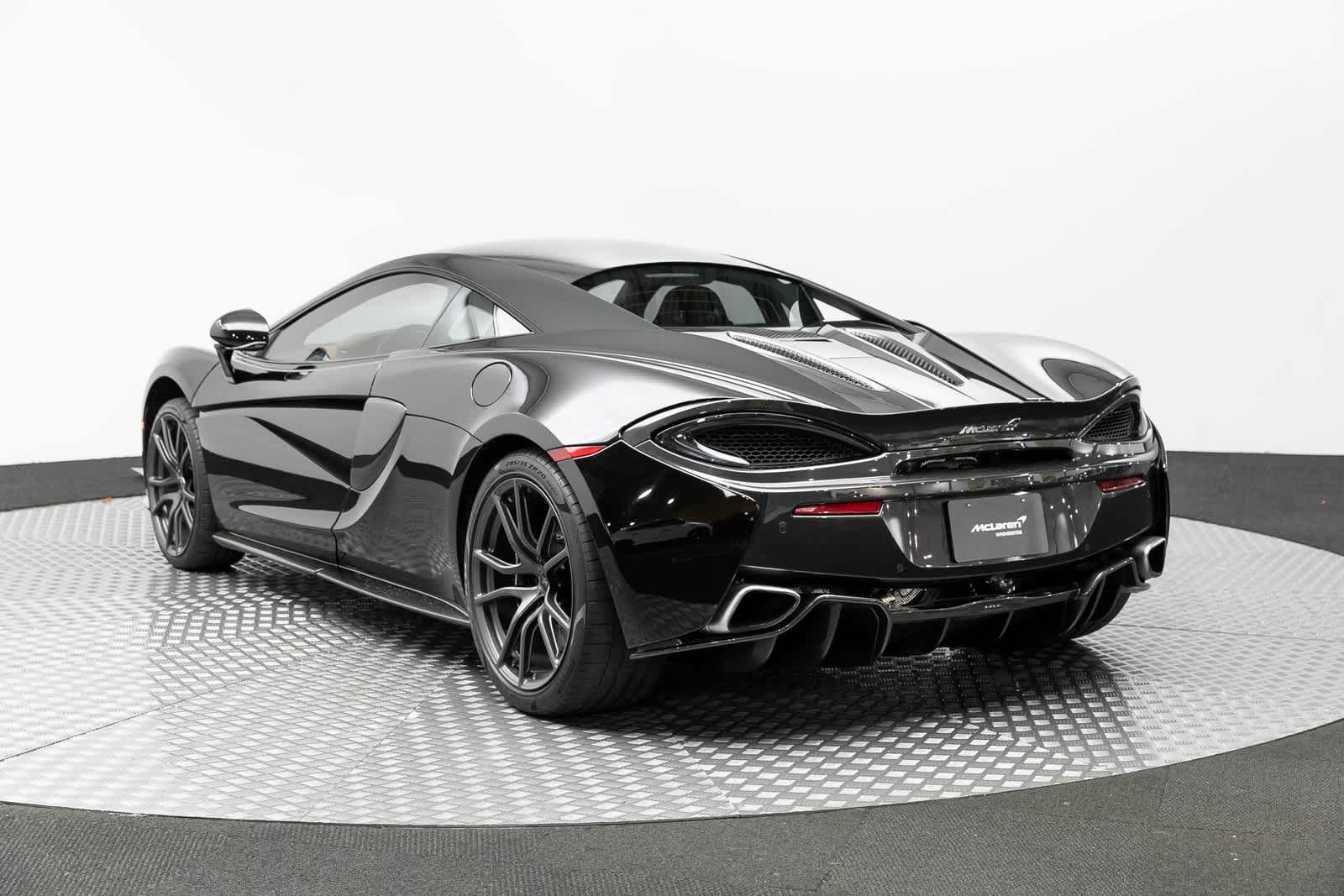 Thumbnail: 2017 Mclaren  - 4