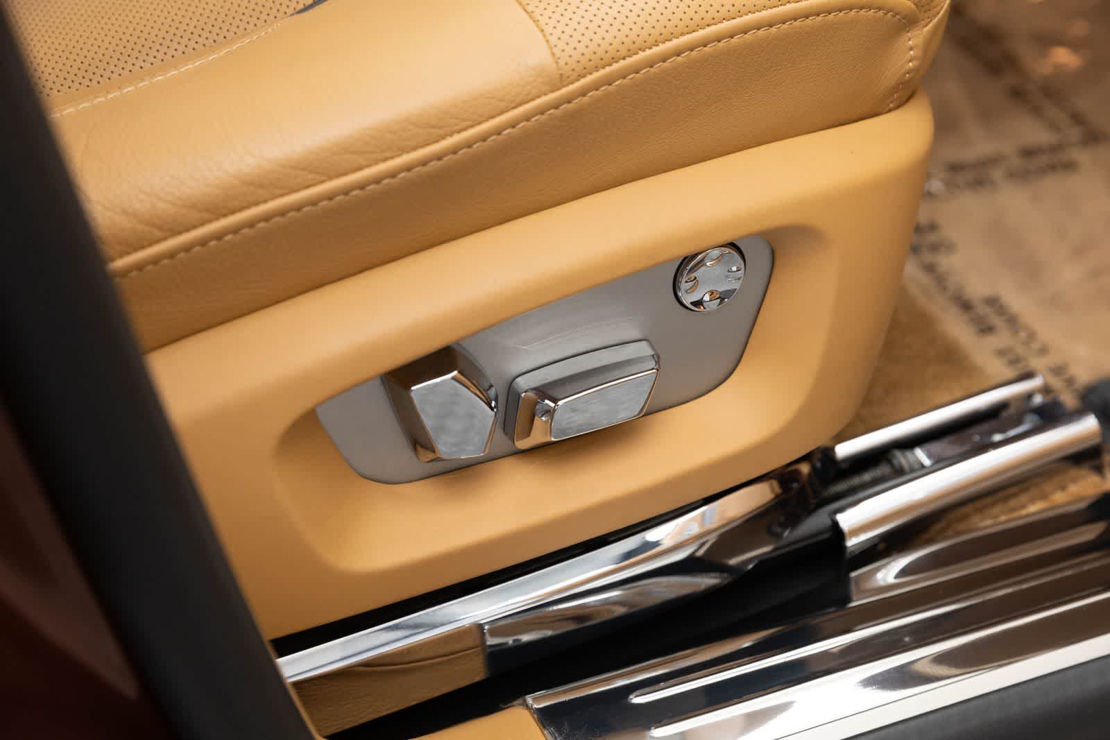Thumbnail: 2013 Rolls-Royce Ghost - 44