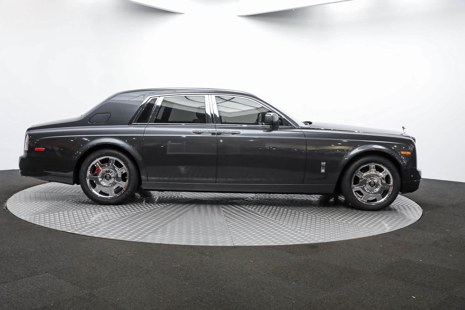 Thumbnail: 2015 Rolls-Royce Phantom - 43