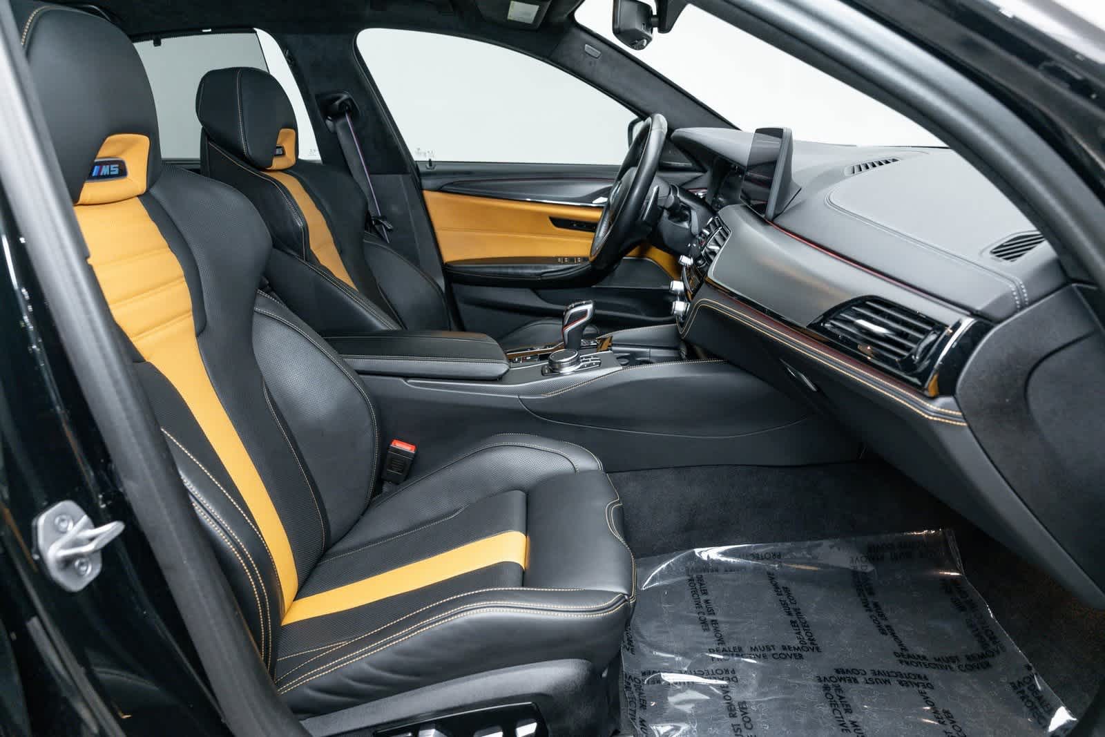 Thumbnail: 2023 BMW M5 - 14