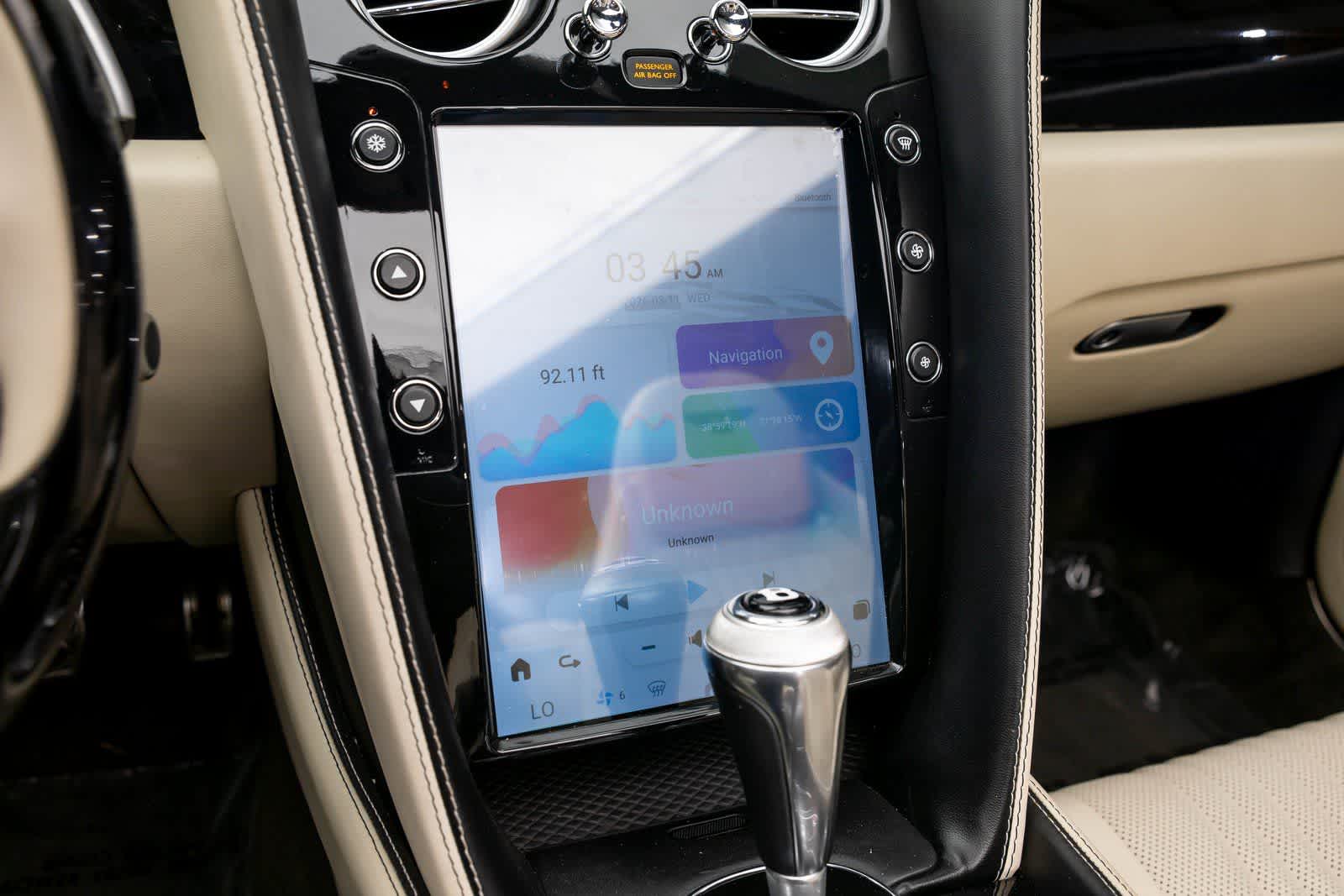 Thumbnail: 2018 Bentley Continental - 9