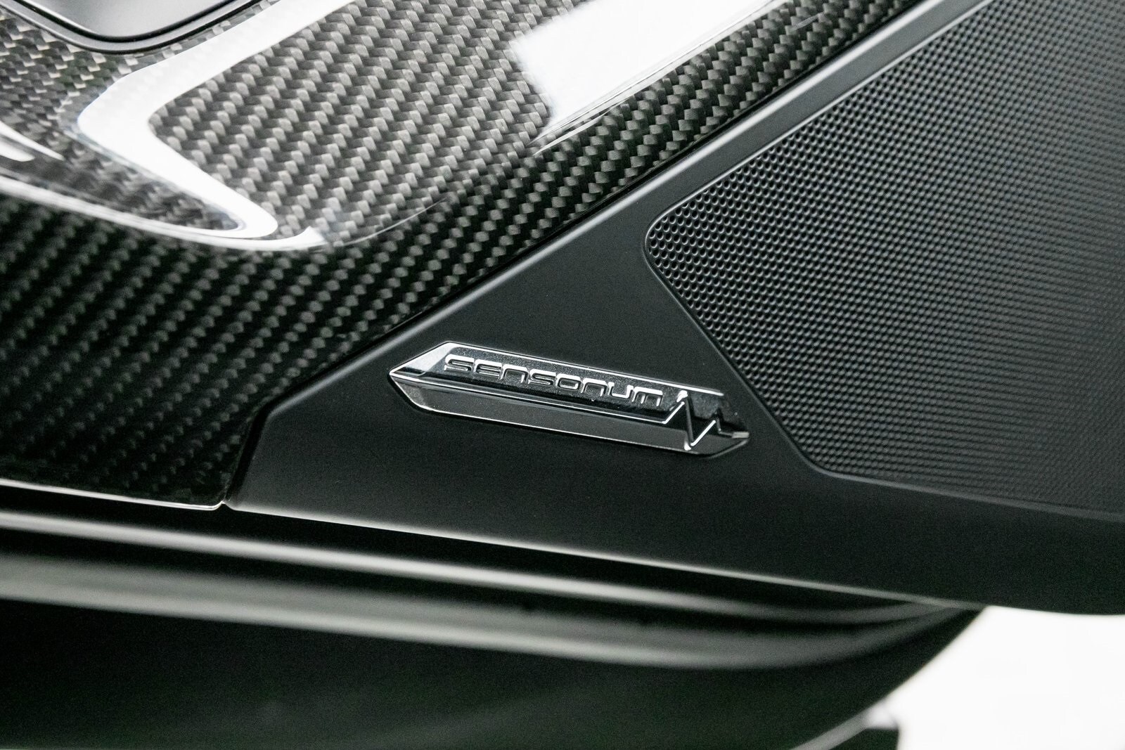 2021 Lamborghini Aventador SVJ 36